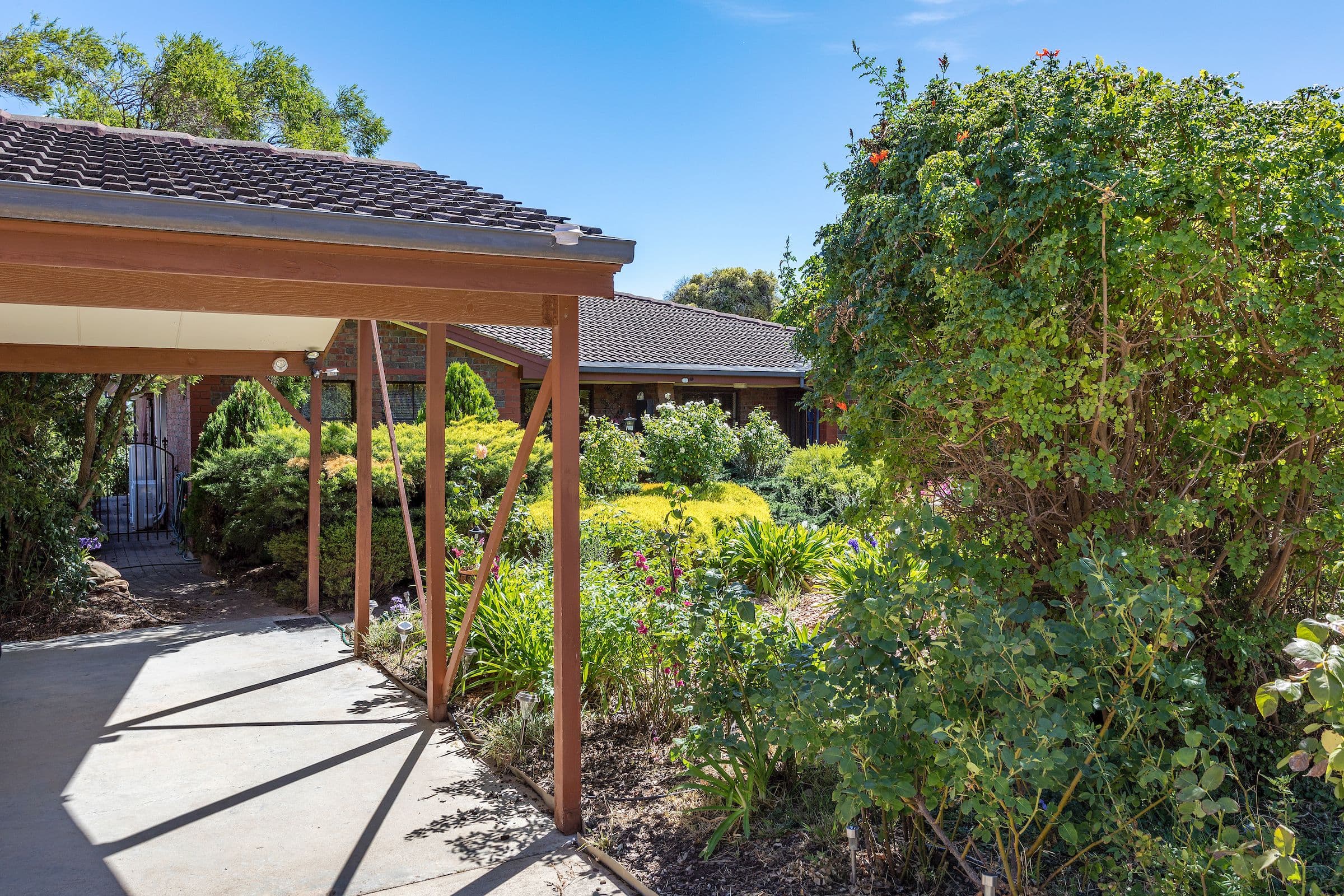 10 Beeches Road, Hallett Cove SA 5158, Hallett Cove - Image 1