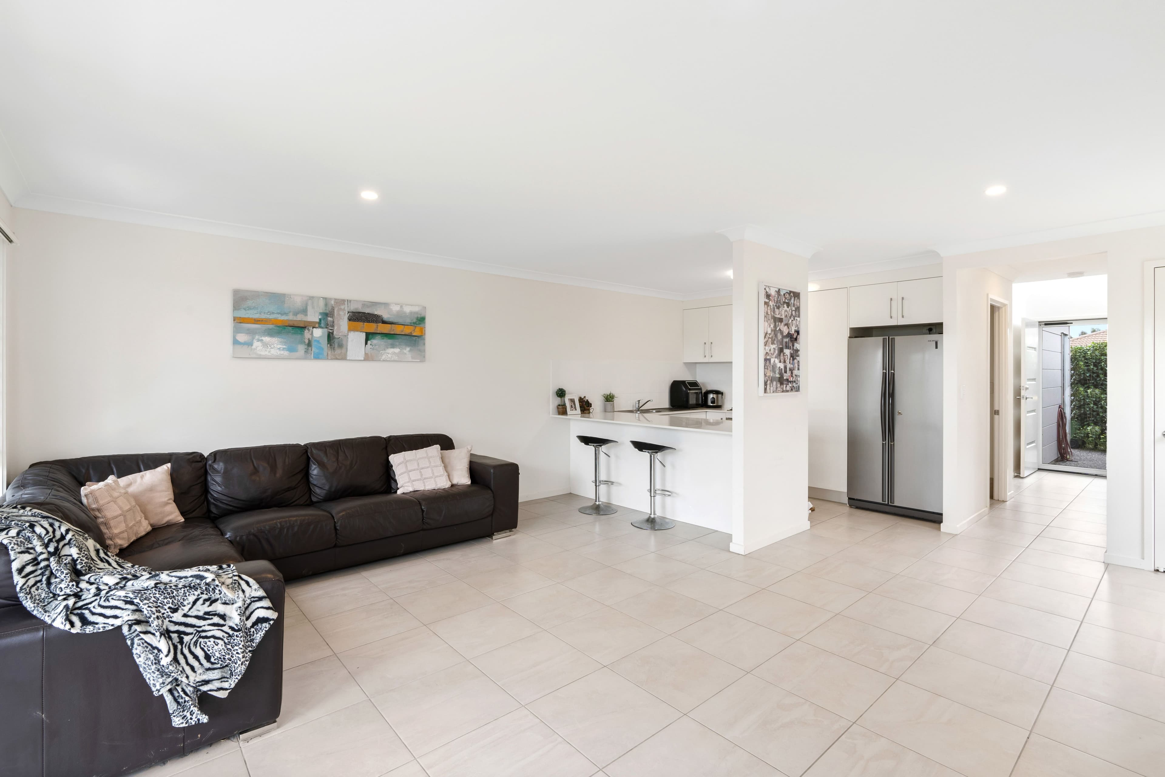 4 Larcom Crescent, Redbank Plains QLD 4301, Redbank Plains - Thumbnail 5