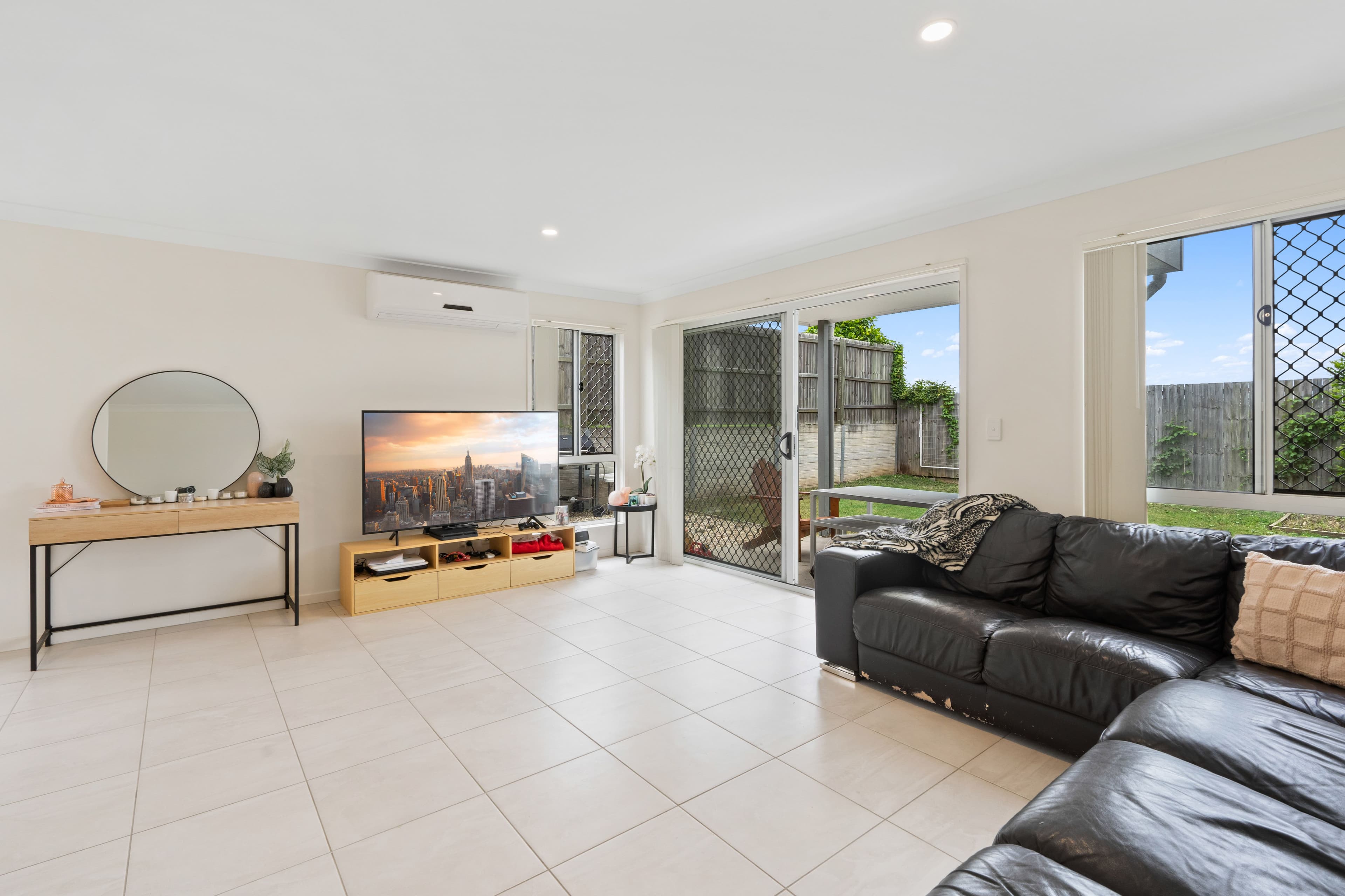 4 Larcom Crescent, Redbank Plains QLD 4301, Redbank Plains - Thumbnail 6