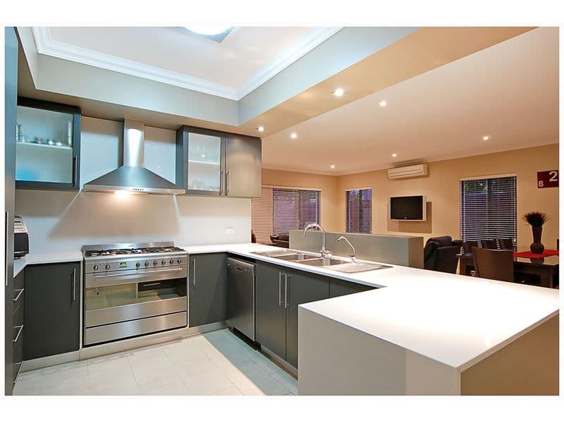 98a Wolseley Road, MORLEY WA 6062, Morley - Thumbnail 2