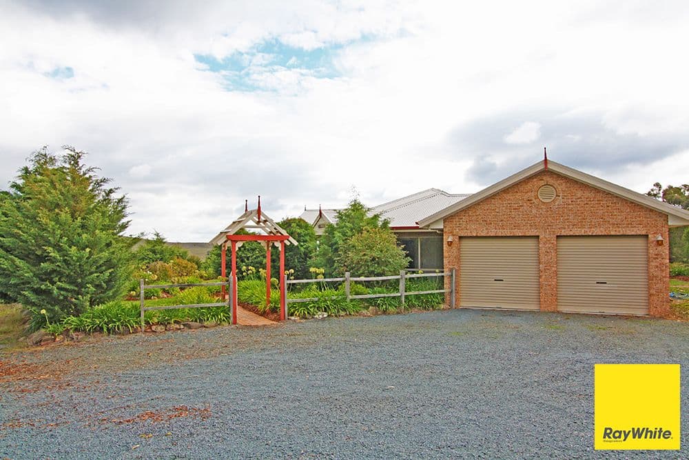174 Hogan Drive, WAMBOIN NSW 2620, Wamboin - Thumbnail 2