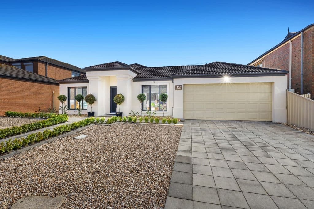 12 Quinlan Court, Werribee VIC 3030, Werribee - Thumbnail 2
