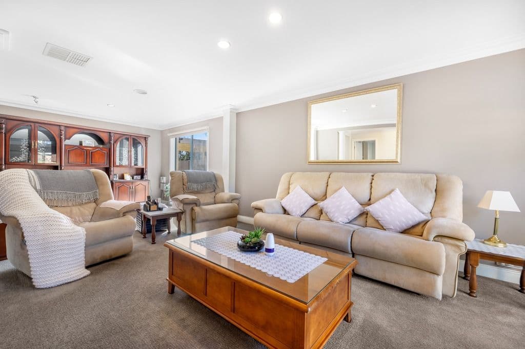 12 Quinlan Court, Werribee VIC 3030, Werribee - Thumbnail 3