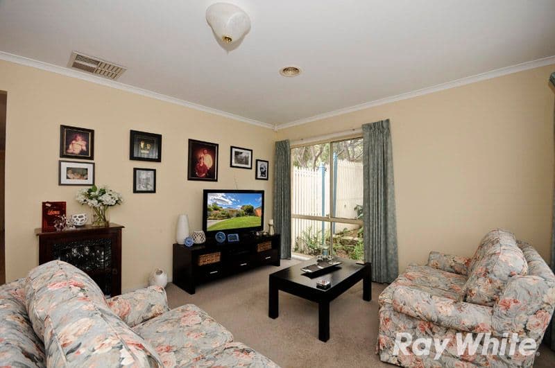 1 Mountain Ash Court, UPPER FERNTREE GULLY VIC 3156, Upper Ferntree Gully - Thumbnail 2