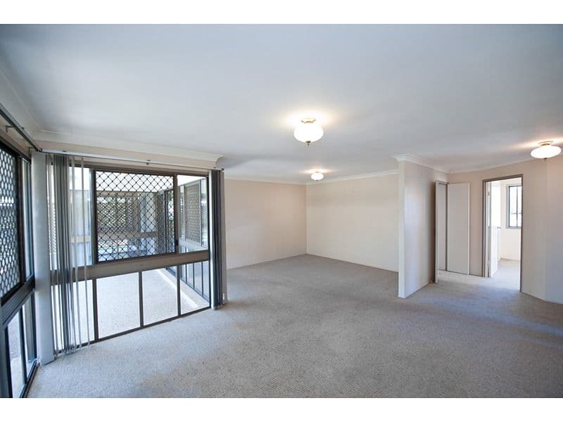 30 Danker Street, NORMAN GARDENS QLD 4701, Norman Gardens - Thumbnail 3