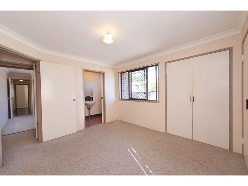 30 Danker Street, NORMAN GARDENS QLD 4701, Norman Gardens - Thumbnail 7