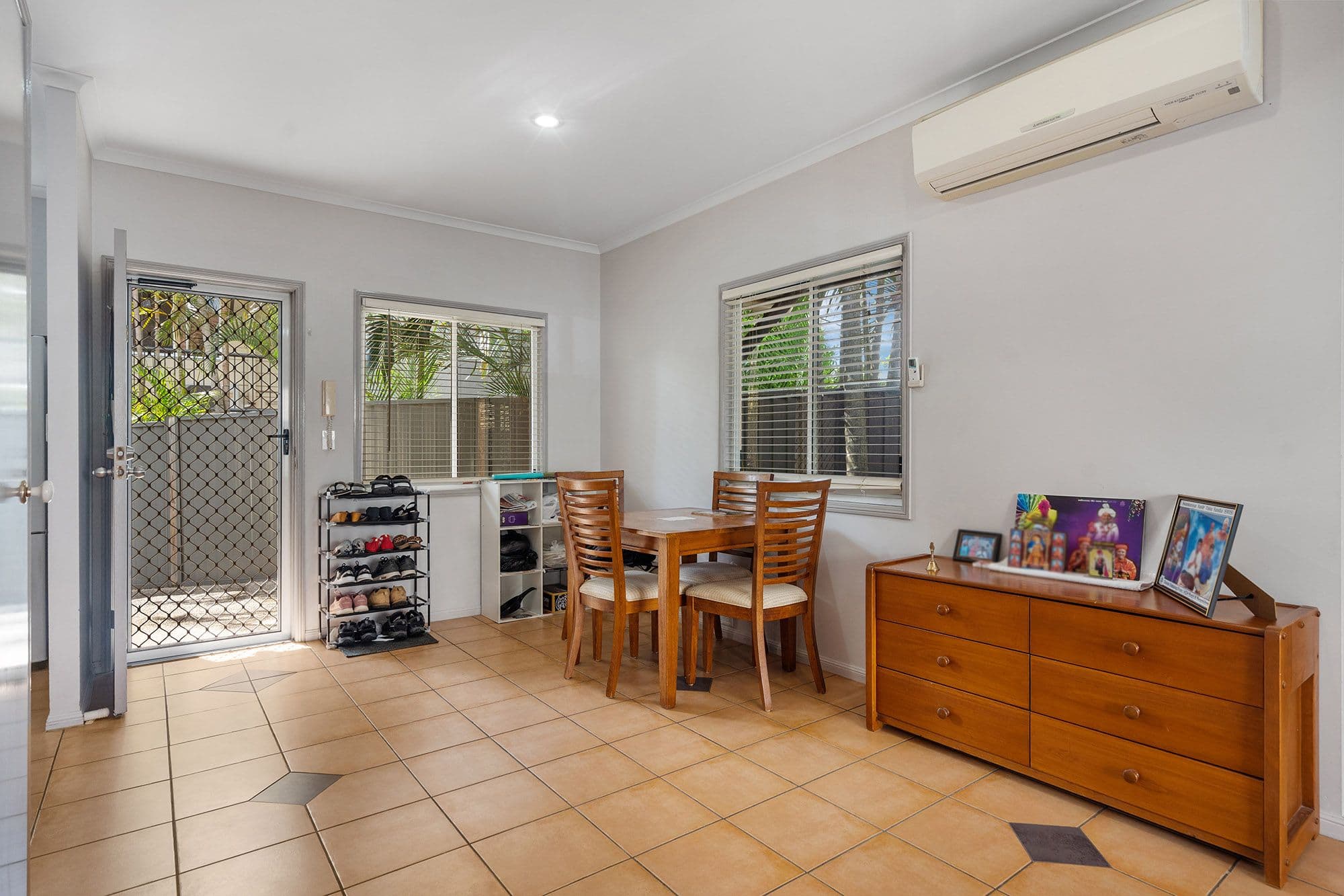 47 Kelburn Street, Upper Mount Gravatt QLD 4122, Upper Mount Gravatt - Thumbnail 2