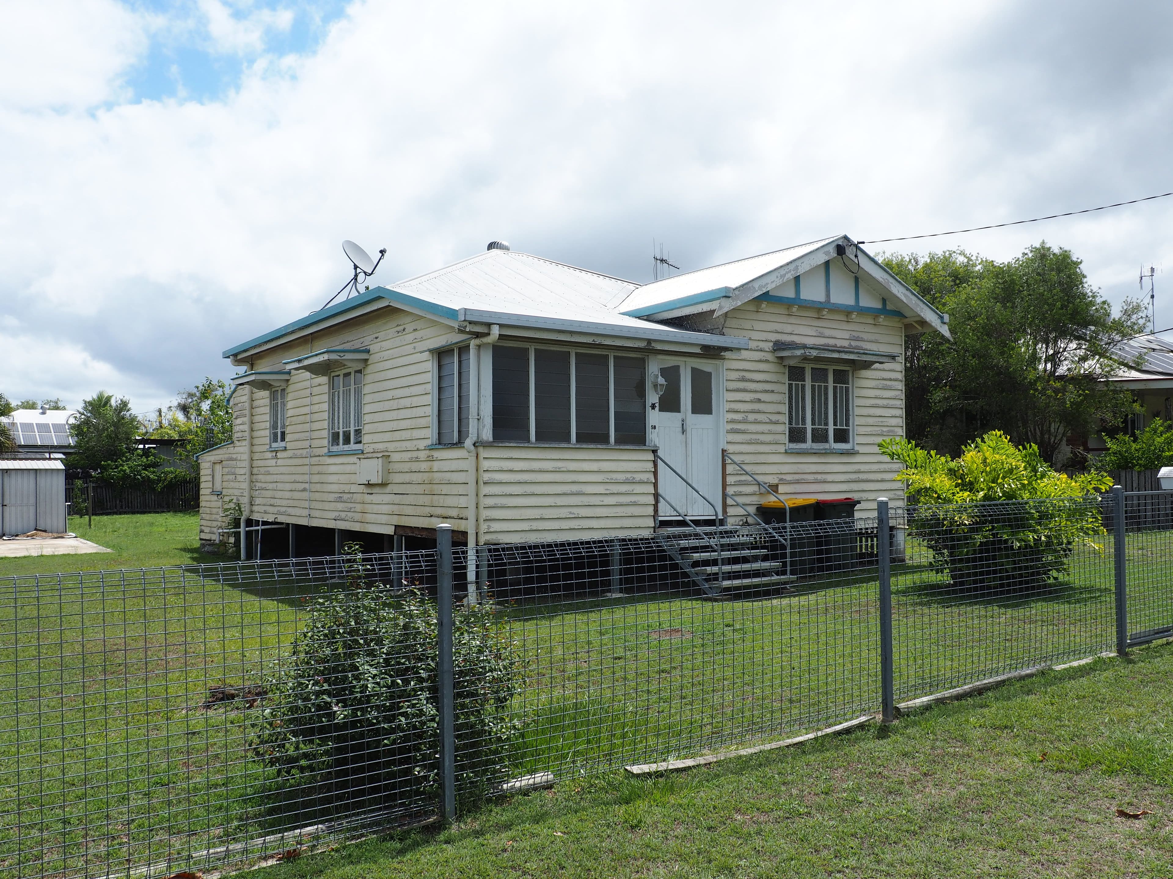 58 Aberdeen Avenue, Maryborough QLD 4650, Maryborough - Thumbnail 2