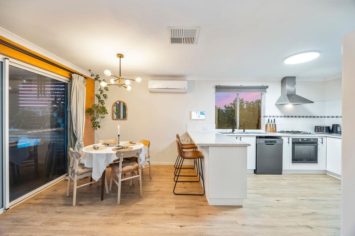 61 Zamia Rise, Yanchep WA 6035, Yanchep - Thumbnail 5