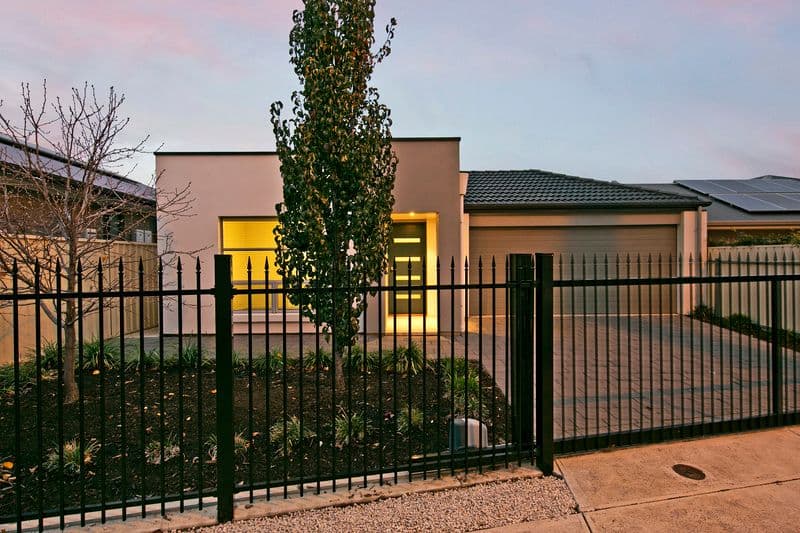 11 Glenburnie Avenue, Northfield SA 5085, Northfield - Thumbnail 2