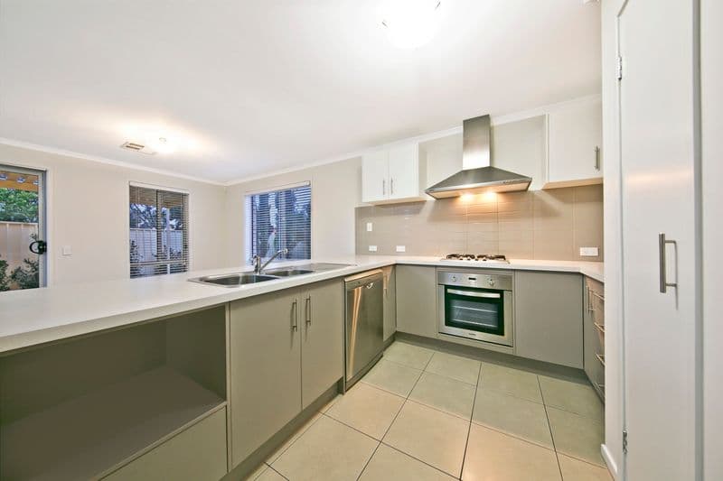 11 Glenburnie Avenue, Northfield SA 5085, Northfield - Thumbnail 4