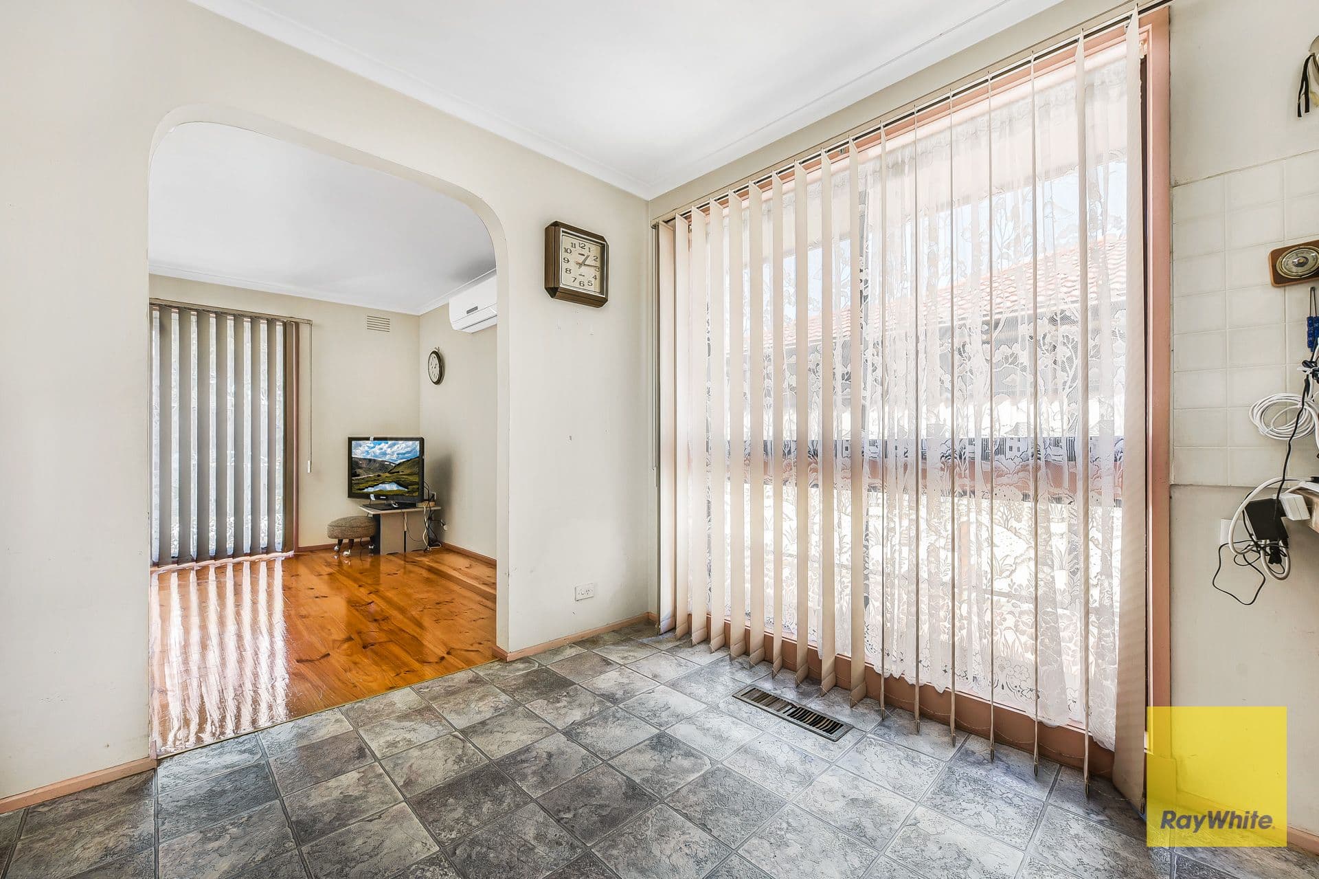 10 Norman Court, Dandenong VIC 3175, Dandenong - Thumbnail 3