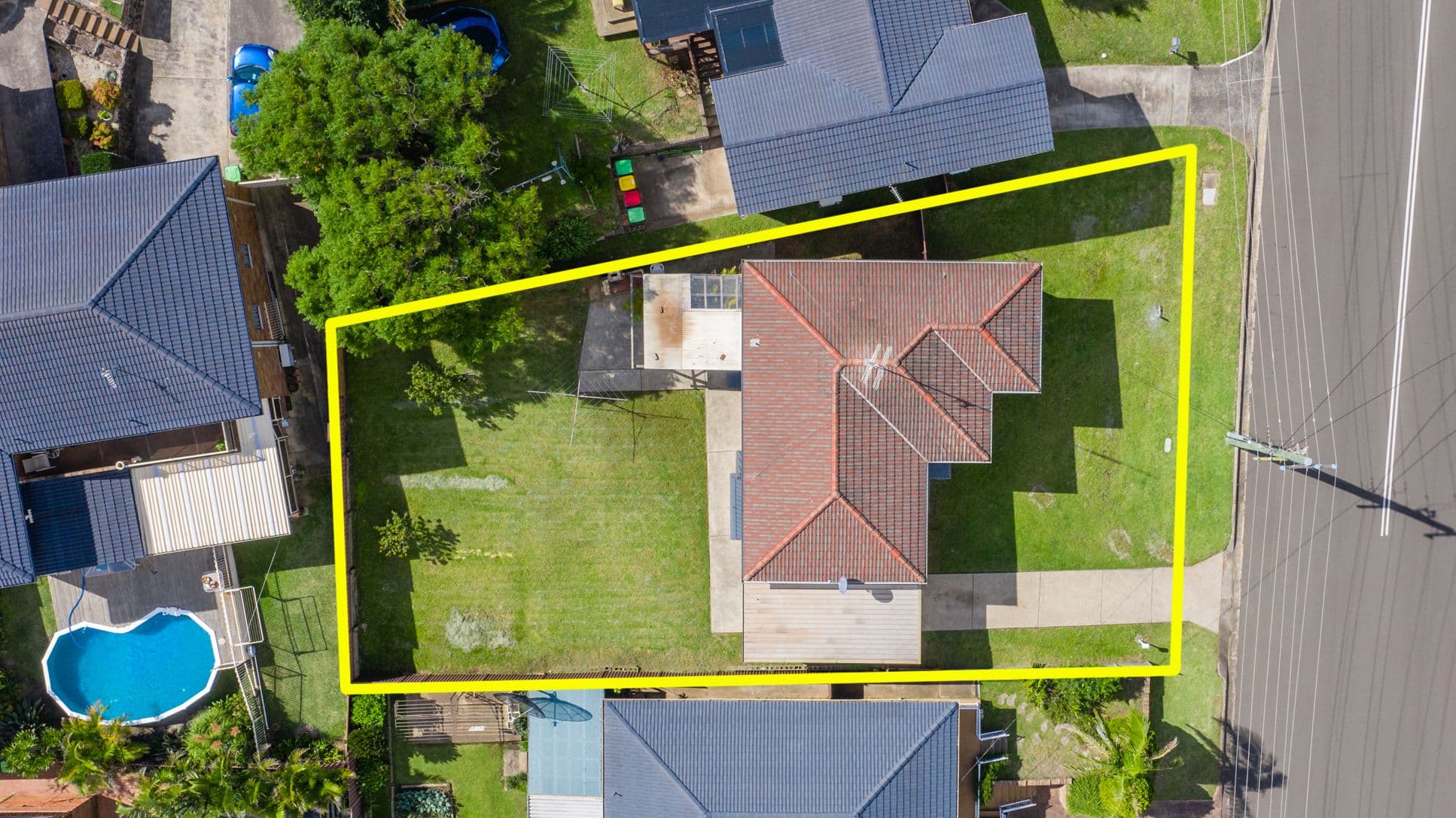 2 Mackenzie Avenue, Mount Warrigal NSW 2528, Mount Warrigal - Thumbnail 4