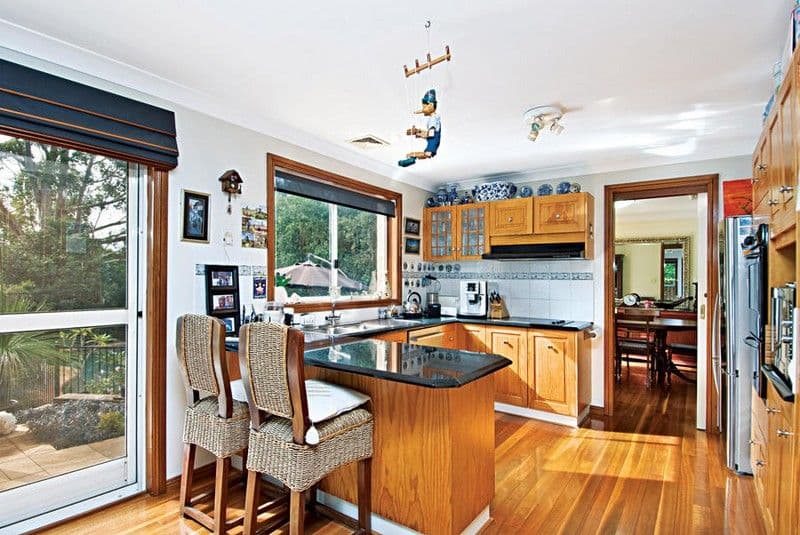 37 Wisteria Crescent, CHERRYBROOK NSW 2126, Cherrybrook - Thumbnail 2