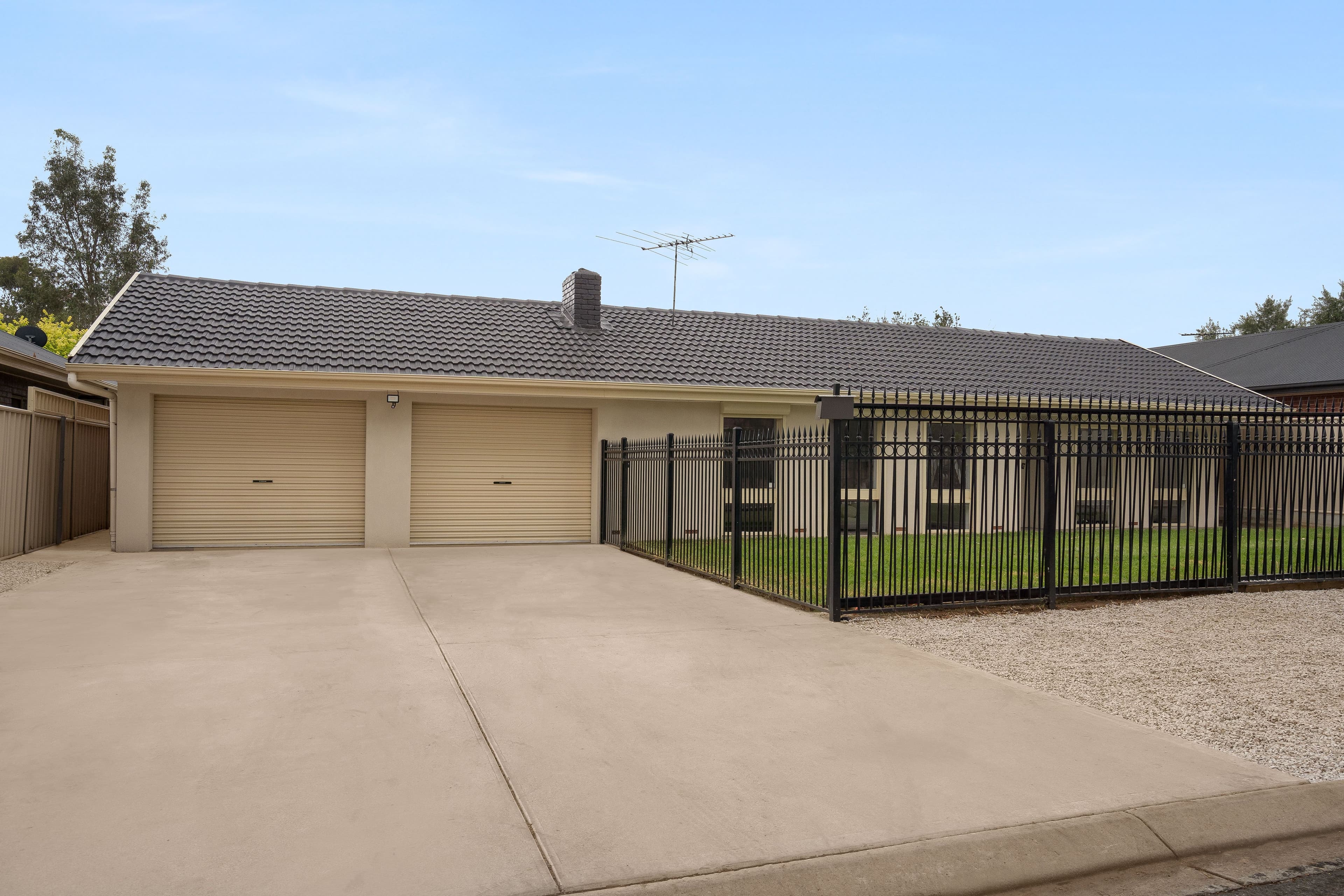 2A Augusta Square, Smithfield SA 5114, Smithfield - Image 1