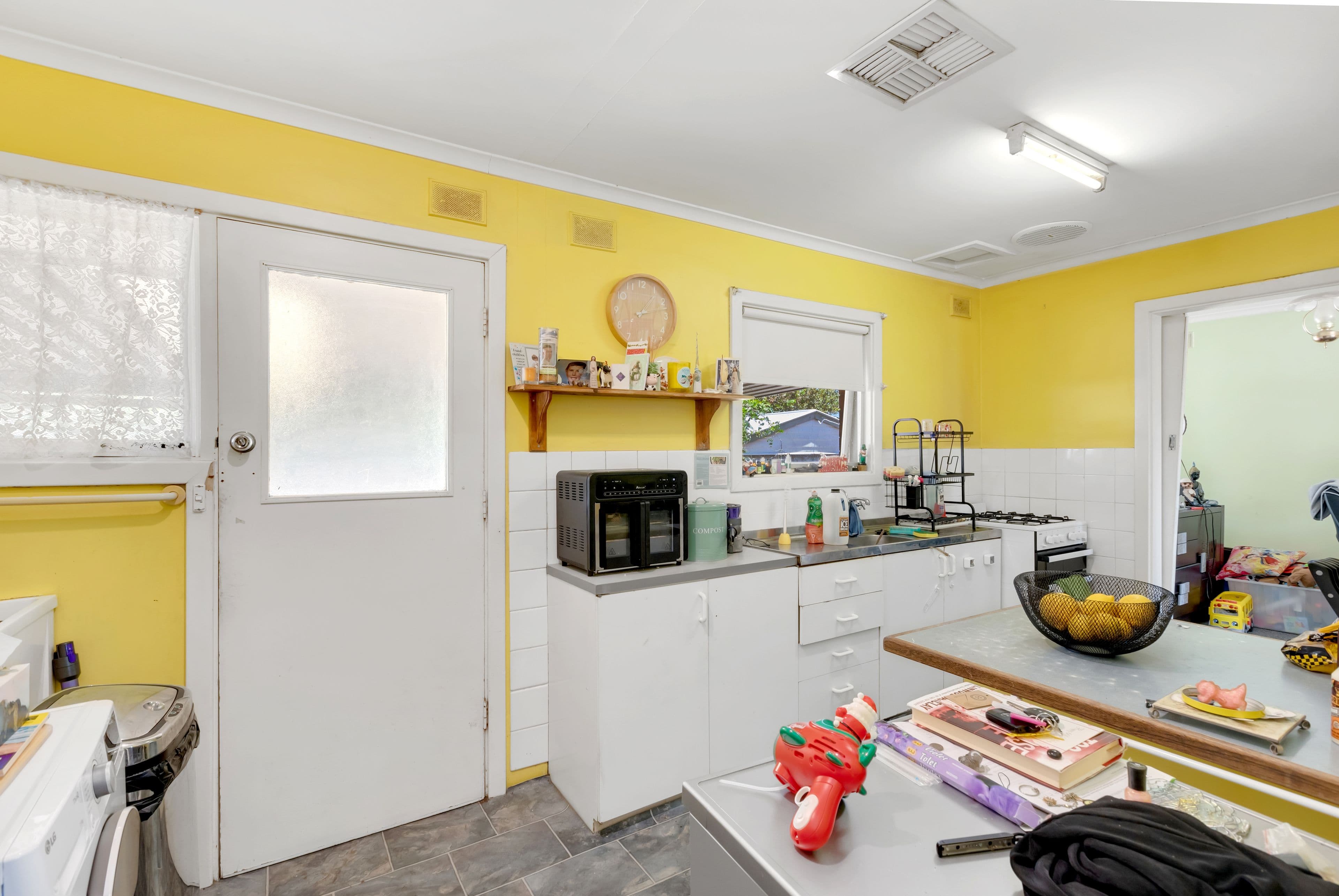 18 Seaborough Road, Elizabeth Park SA 5113, Elizabeth Park - Thumbnail 5