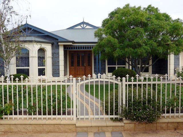 3 Schaefer Drive, LOXTON SA 5333, Loxton - Image 1