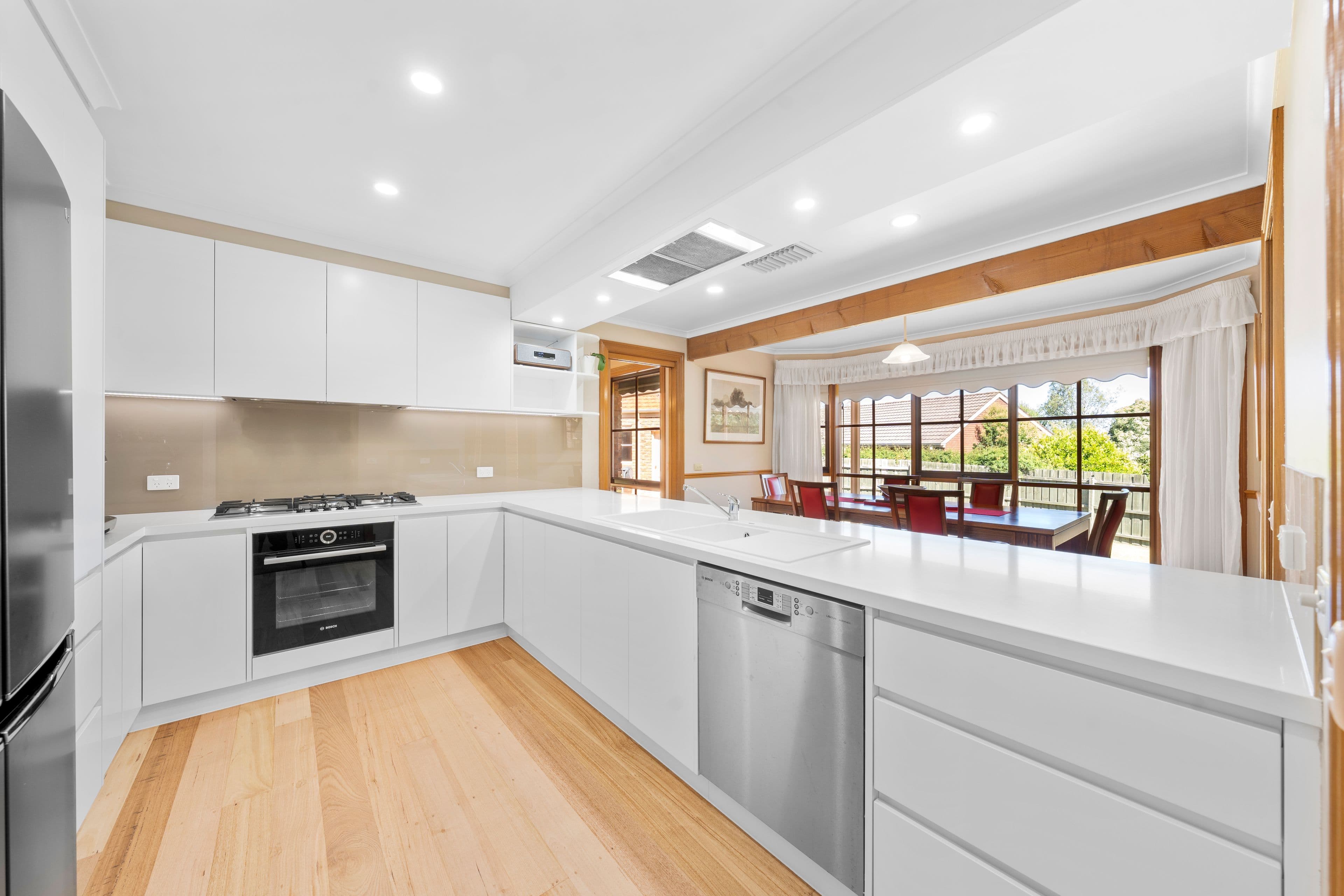 2 Abbey Court, Wantirna VIC 3152, Wantirna - Thumbnail 3