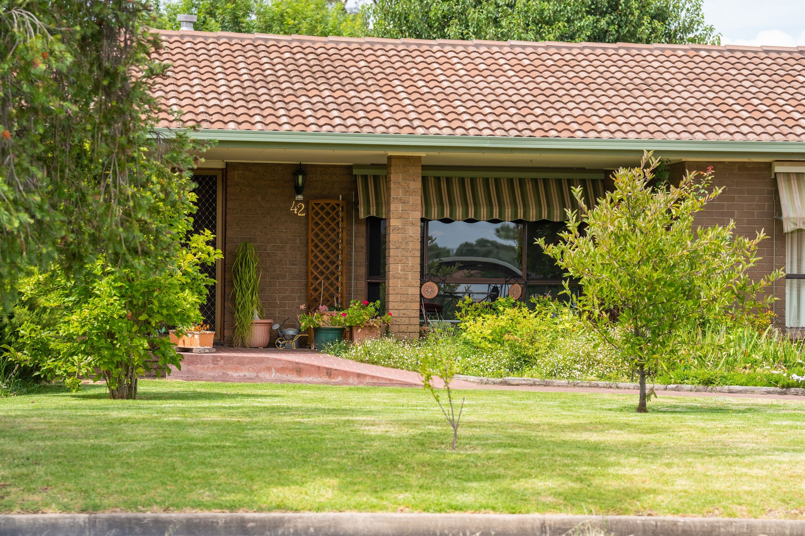 42 Vine Street, Holbrook NSW 2644, Holbrook - Thumbnail 2