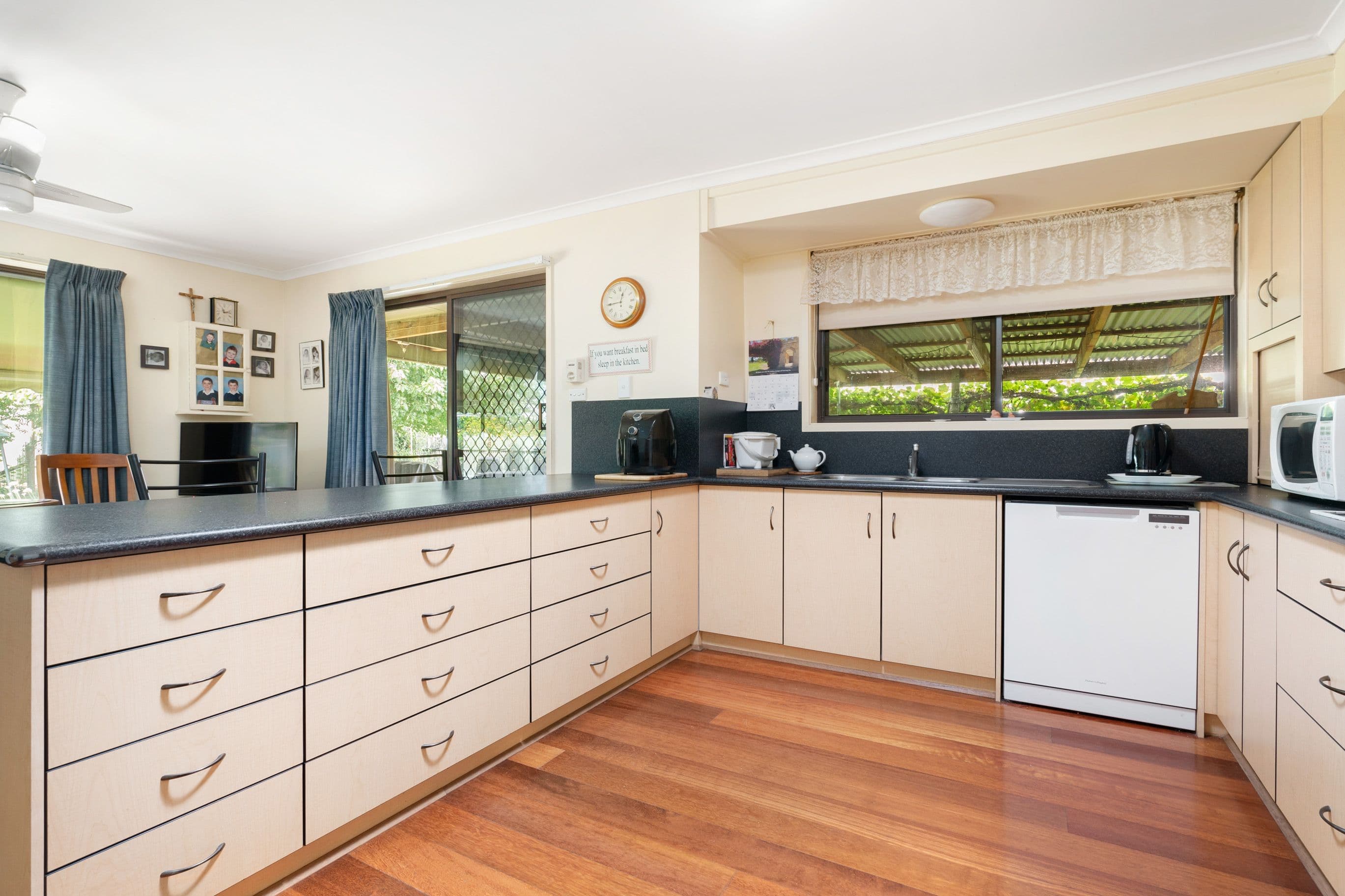 42 Vine Street, Holbrook NSW 2644, Holbrook - Thumbnail 6
