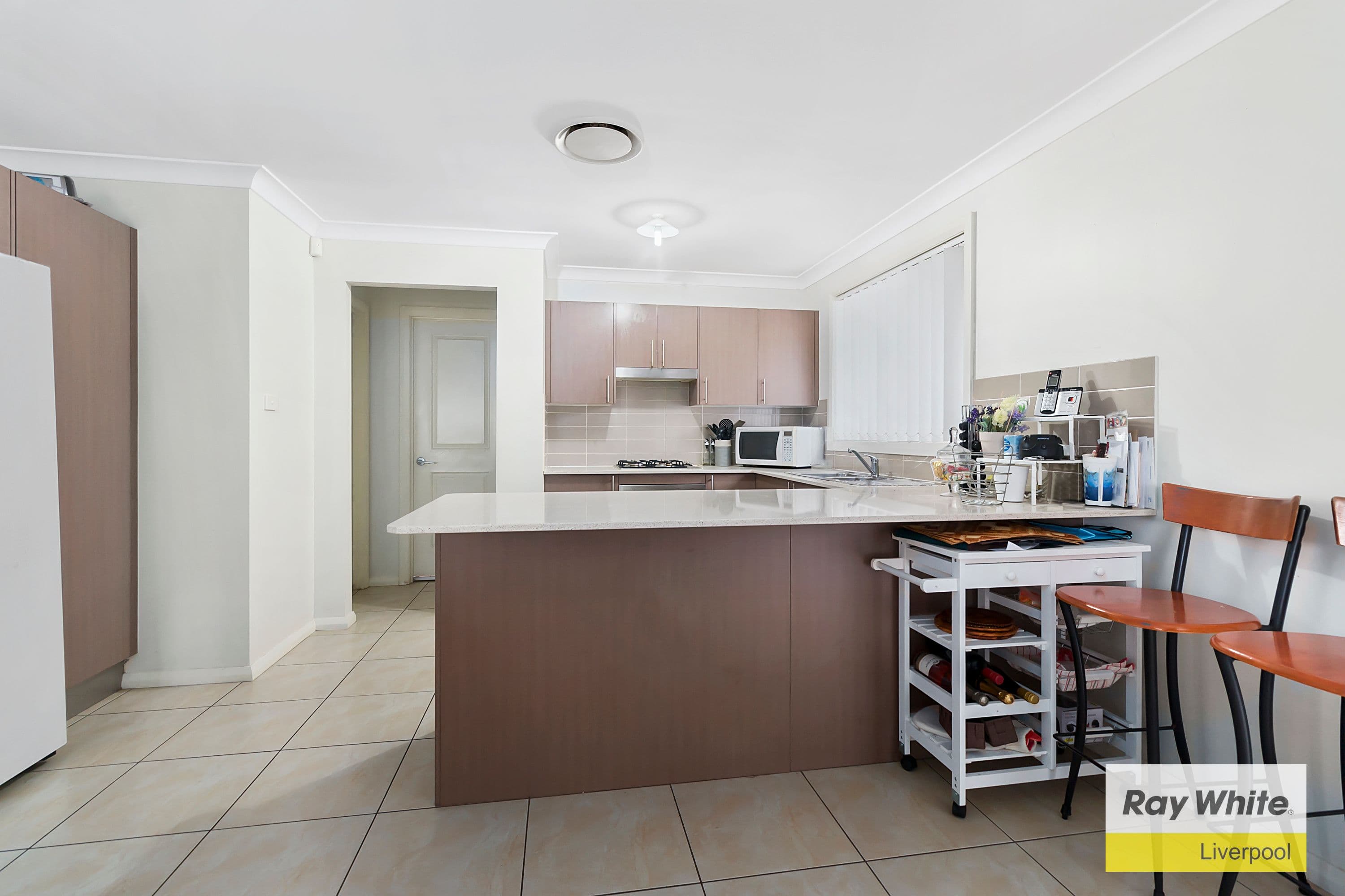 13 Keppel Circuit, Hinchinbrook - Thumbnail 2