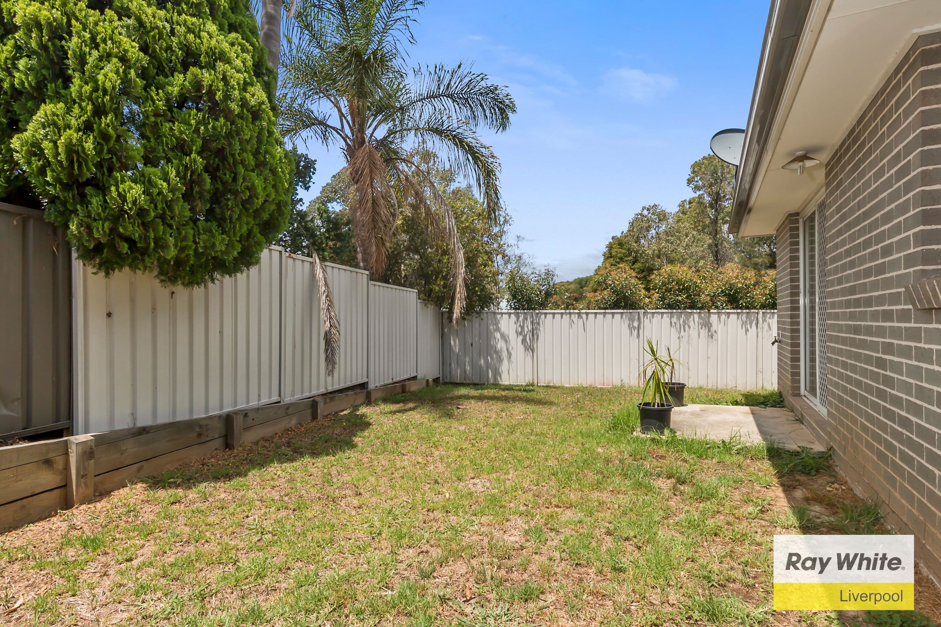 13 Keppel Circuit, Hinchinbrook - Thumbnail 5