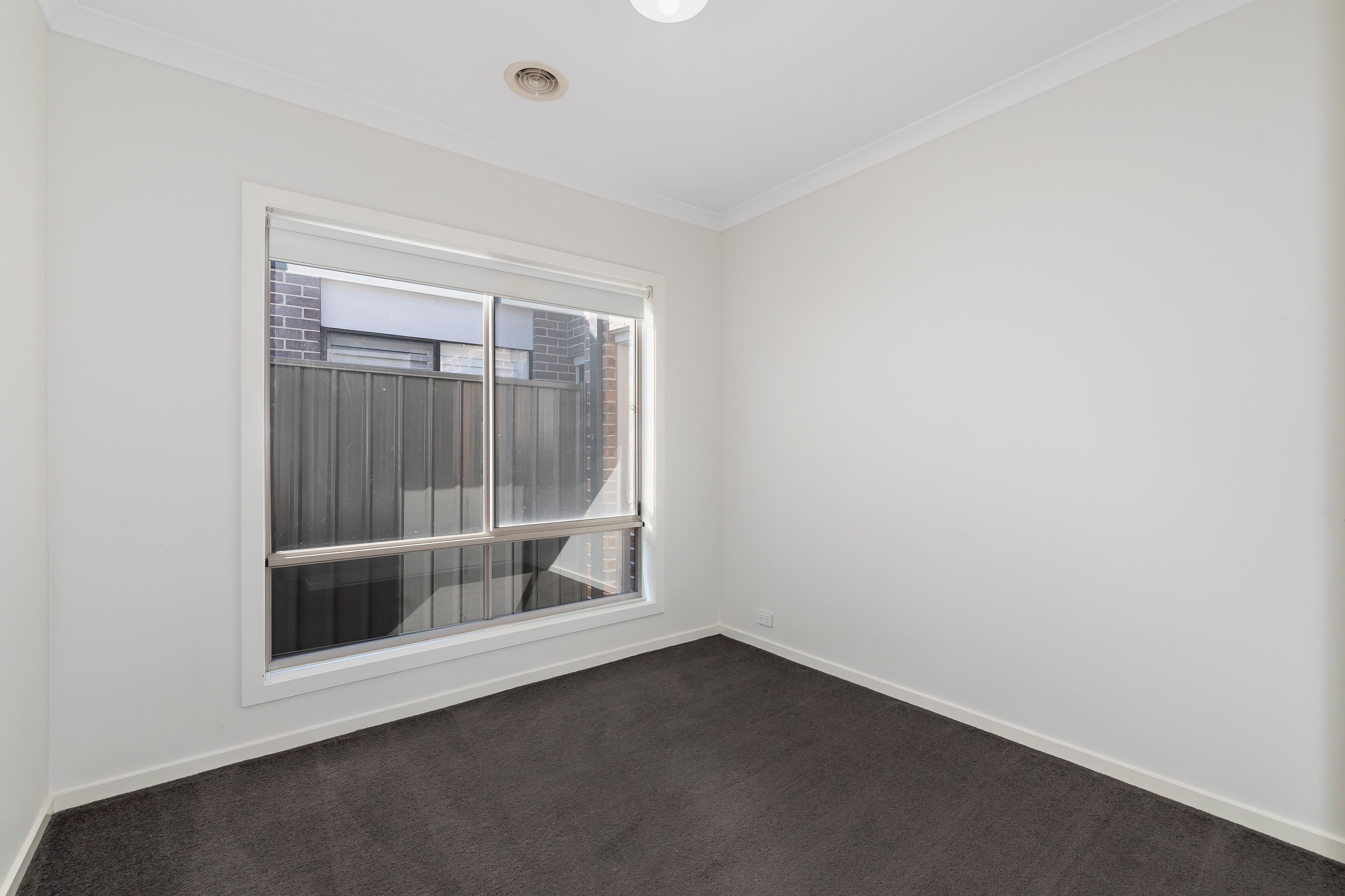 14 Dewpond Crescent, Wollert VIC 3750, Wollert - Thumbnail 7
