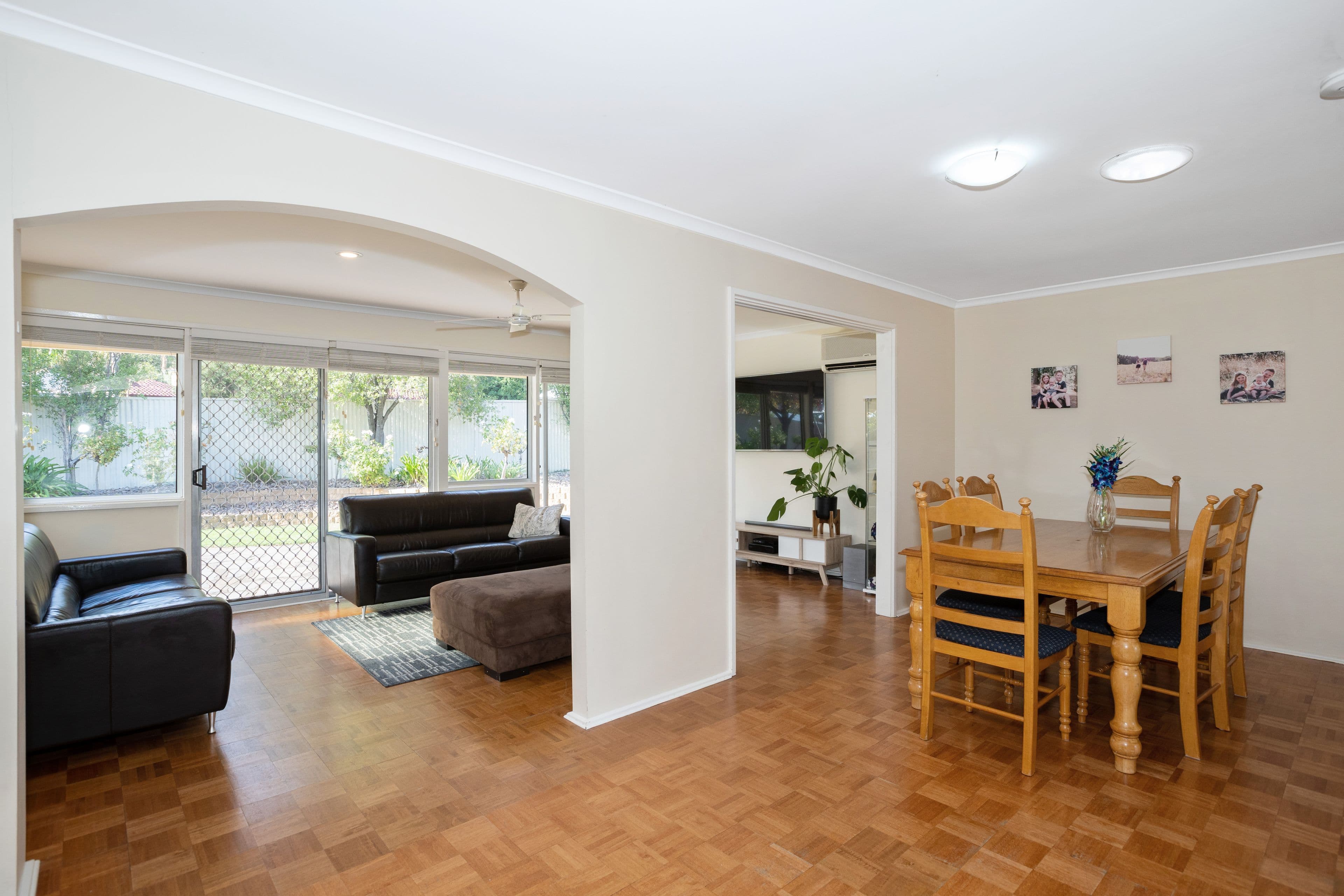 3 Woodhall Drive, Happy Valley SA 5159, Happy Valley - Thumbnail 3