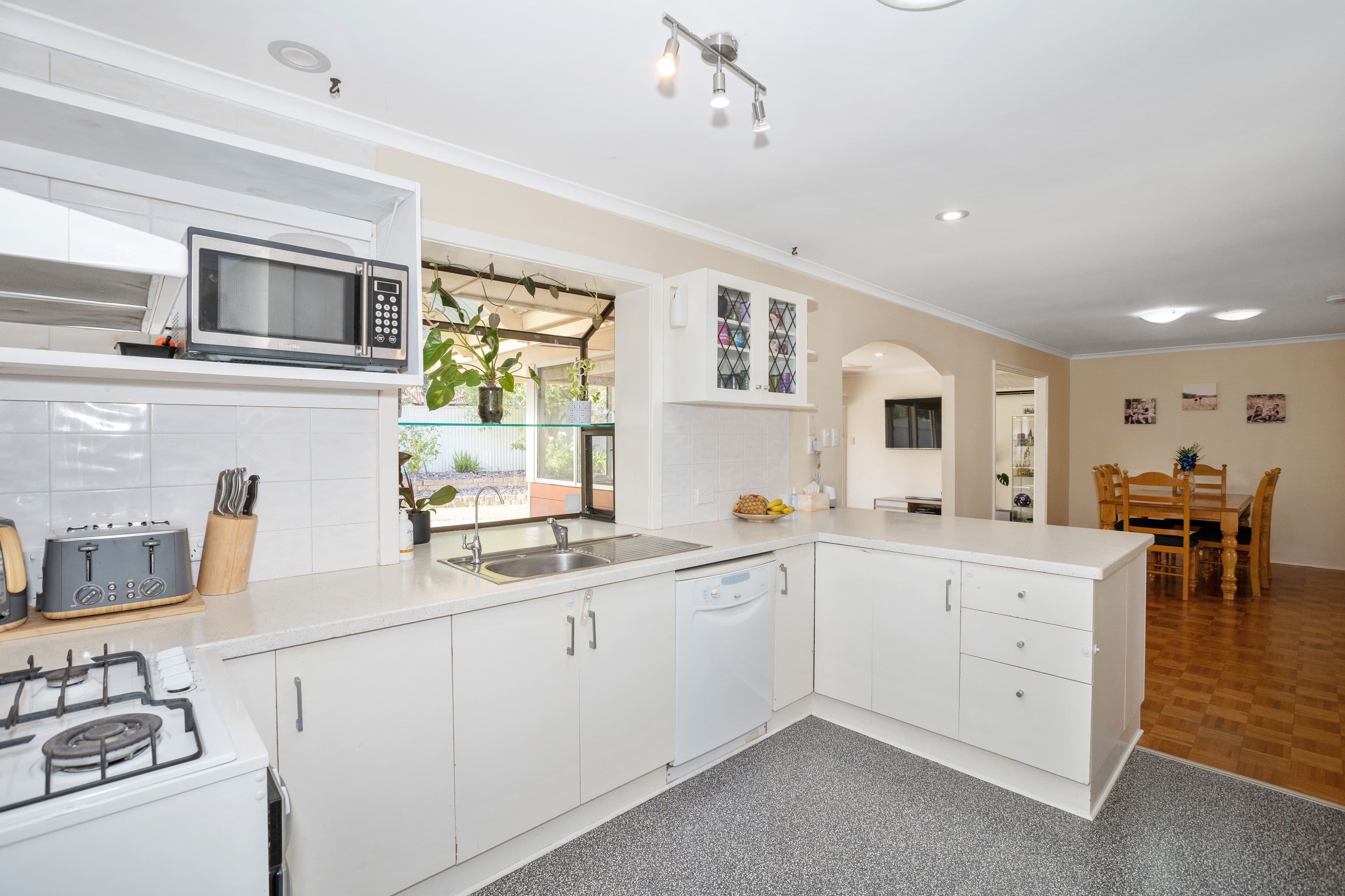 3 Woodhall Drive, Happy Valley SA 5159, Happy Valley - Thumbnail 5