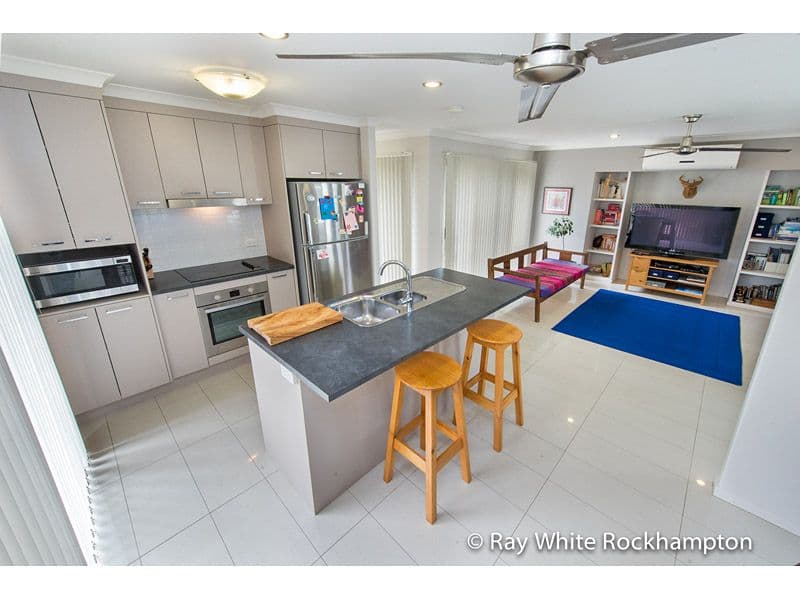 10 Cunningham Court, GRACEMERE QLD 4702, Gracemere - Thumbnail 2
