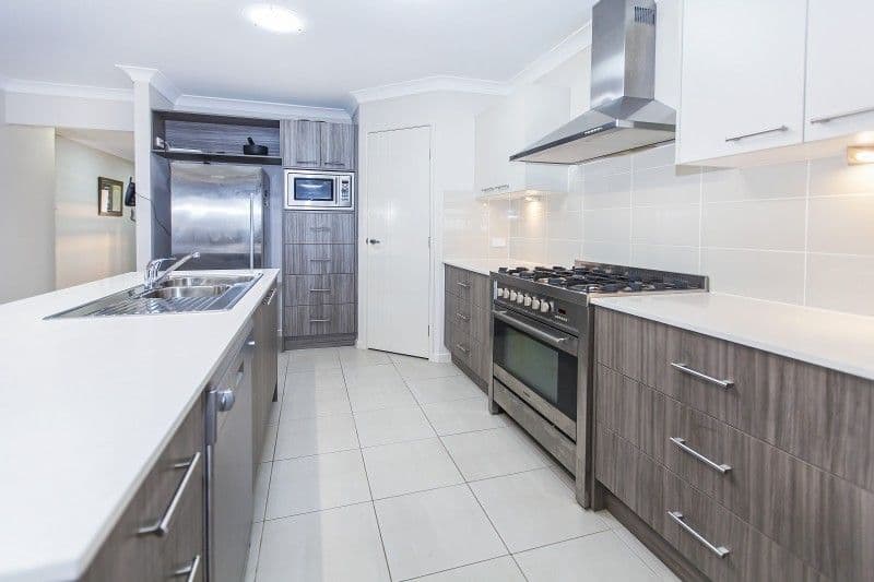 4 Finnigan Street, Augustine Heights QLD 4300, Augustine Heights - Thumbnail 5