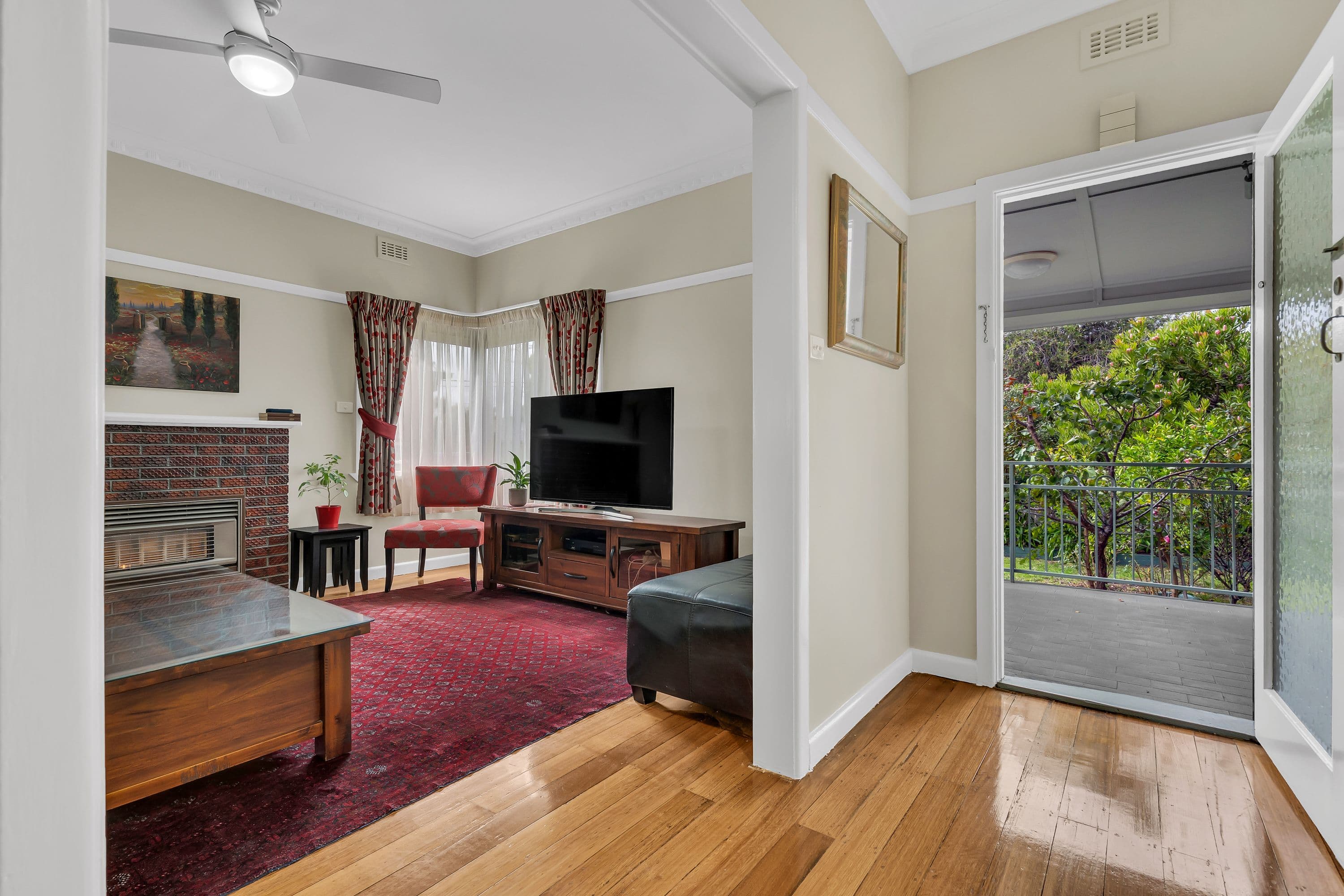 33 Irene Avenue, Coburg North VIC 3058, Coburg North - Thumbnail 3
