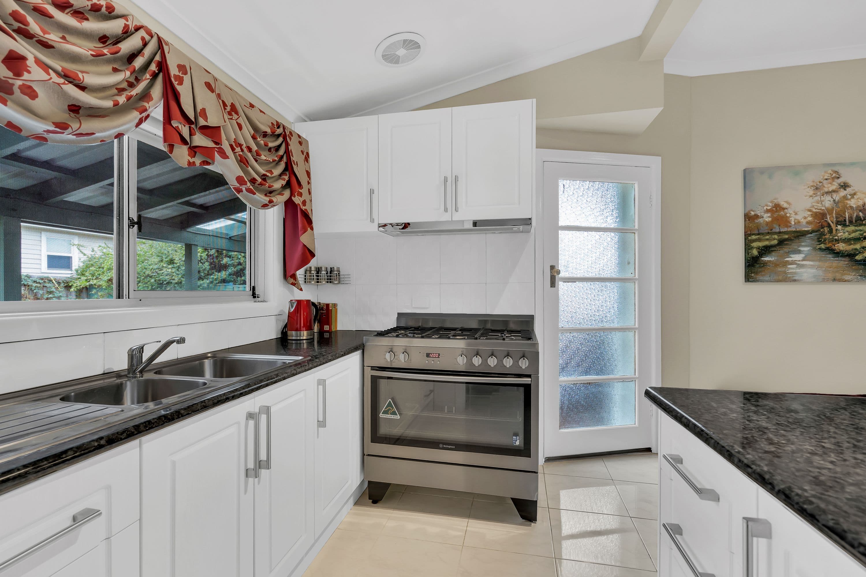 33 Irene Avenue, Coburg North VIC 3058, Coburg North - Thumbnail 6