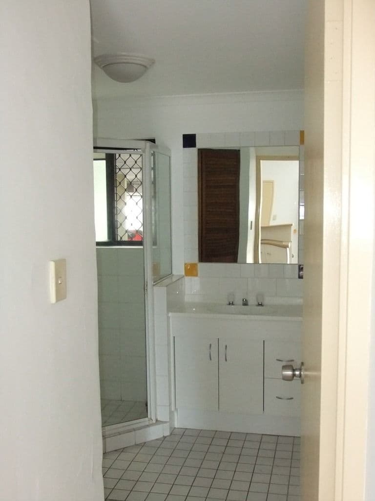 163 Buchan Street, BUNGALOW QLD 4870, Bungalow - Thumbnail 7