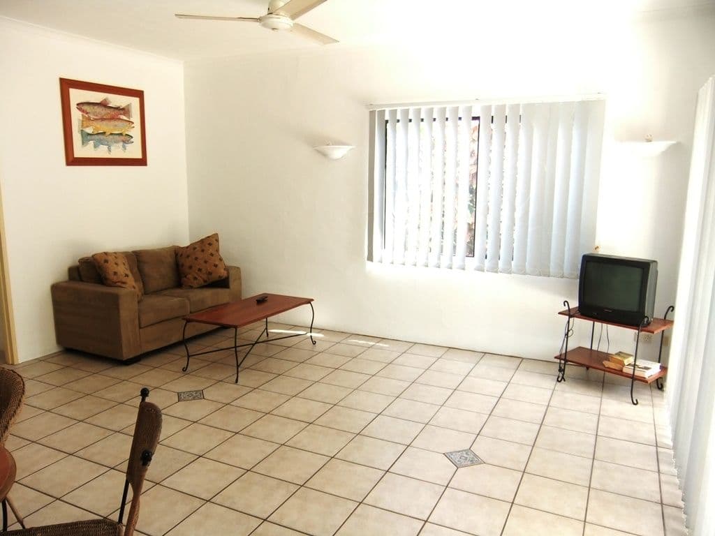 163 Buchan Street, BUNGALOW QLD 4870, Bungalow - Thumbnail 8