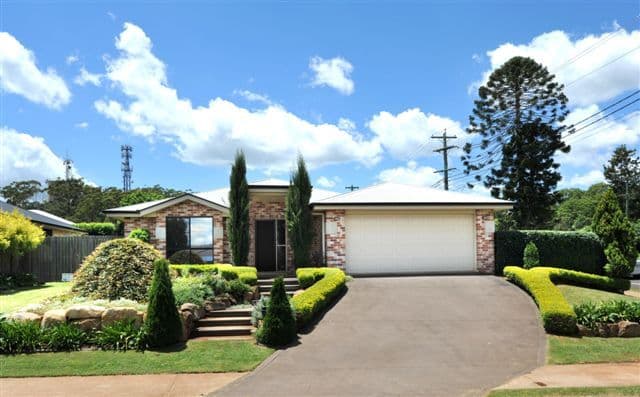 38 Banksdale Drive, MIDDLE RIDGE QLD 4350, Middle Ridge - Image 1