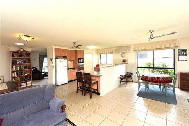38 Banksdale Drive, MIDDLE RIDGE QLD 4350, Middle Ridge - Thumbnail 5