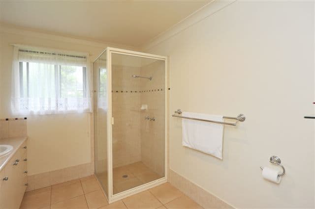 38 Banksdale Drive, MIDDLE RIDGE QLD 4350, Middle Ridge - Thumbnail 8