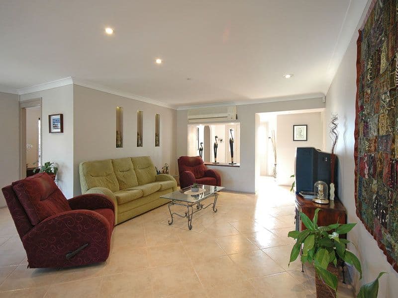7 Carrara Road, CARRARA QLD 4211, Carrara - Thumbnail 7