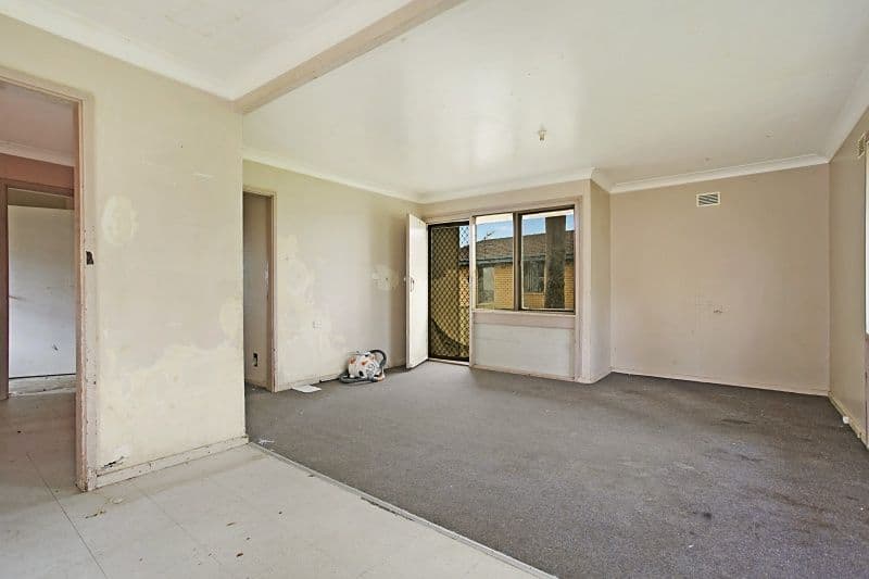 13 Greenway Avenue, WOODBERRY NSW 2322, Woodberry - Thumbnail 3