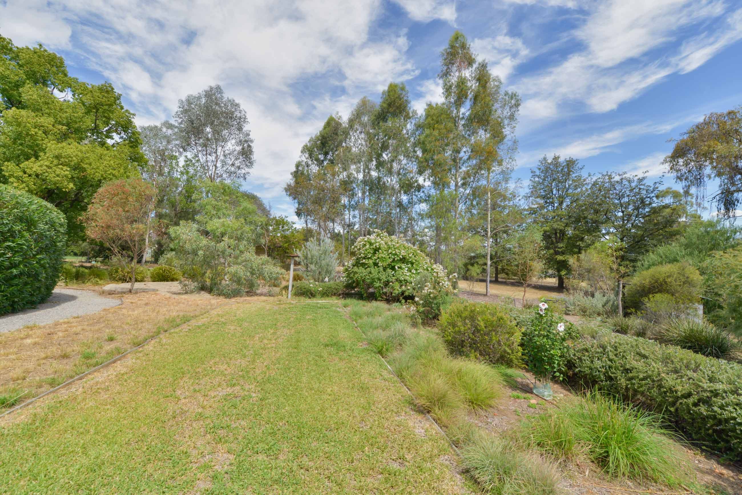 8 Panorama Road, Calala - Thumbnail 3