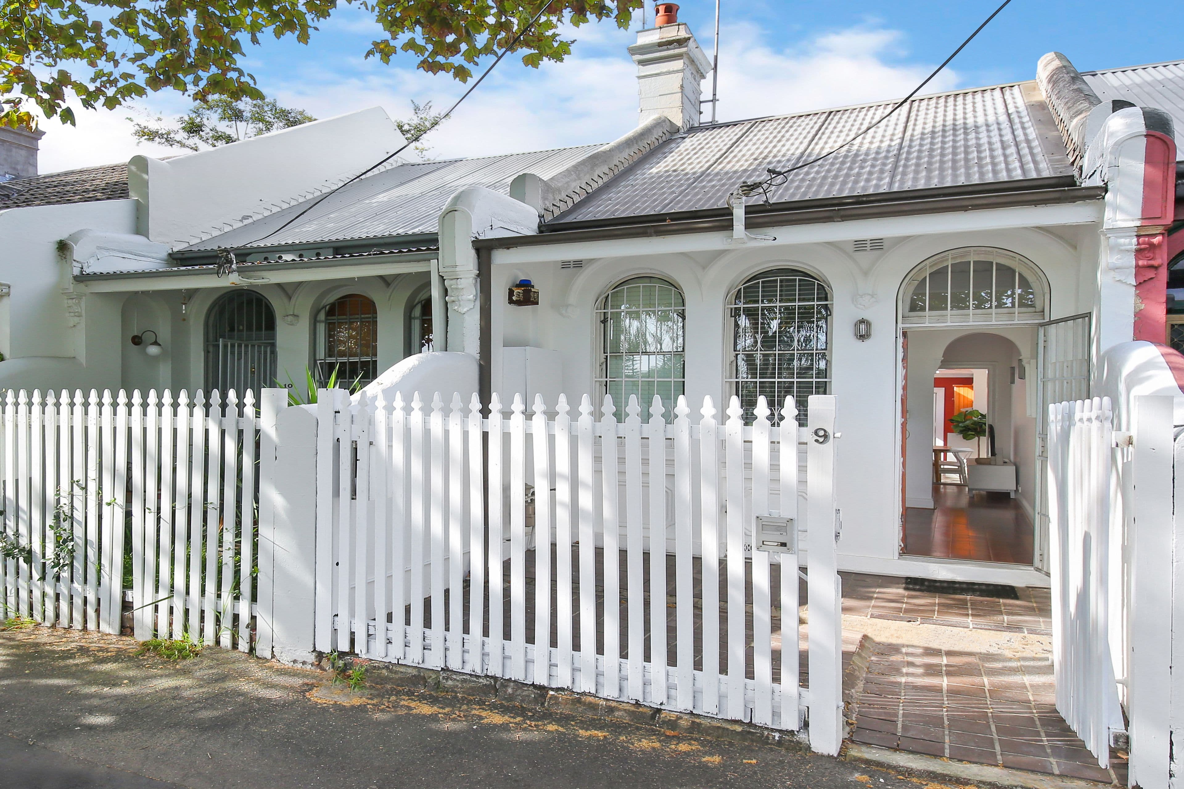 9 Copeland Street, Alexandria - Image 1