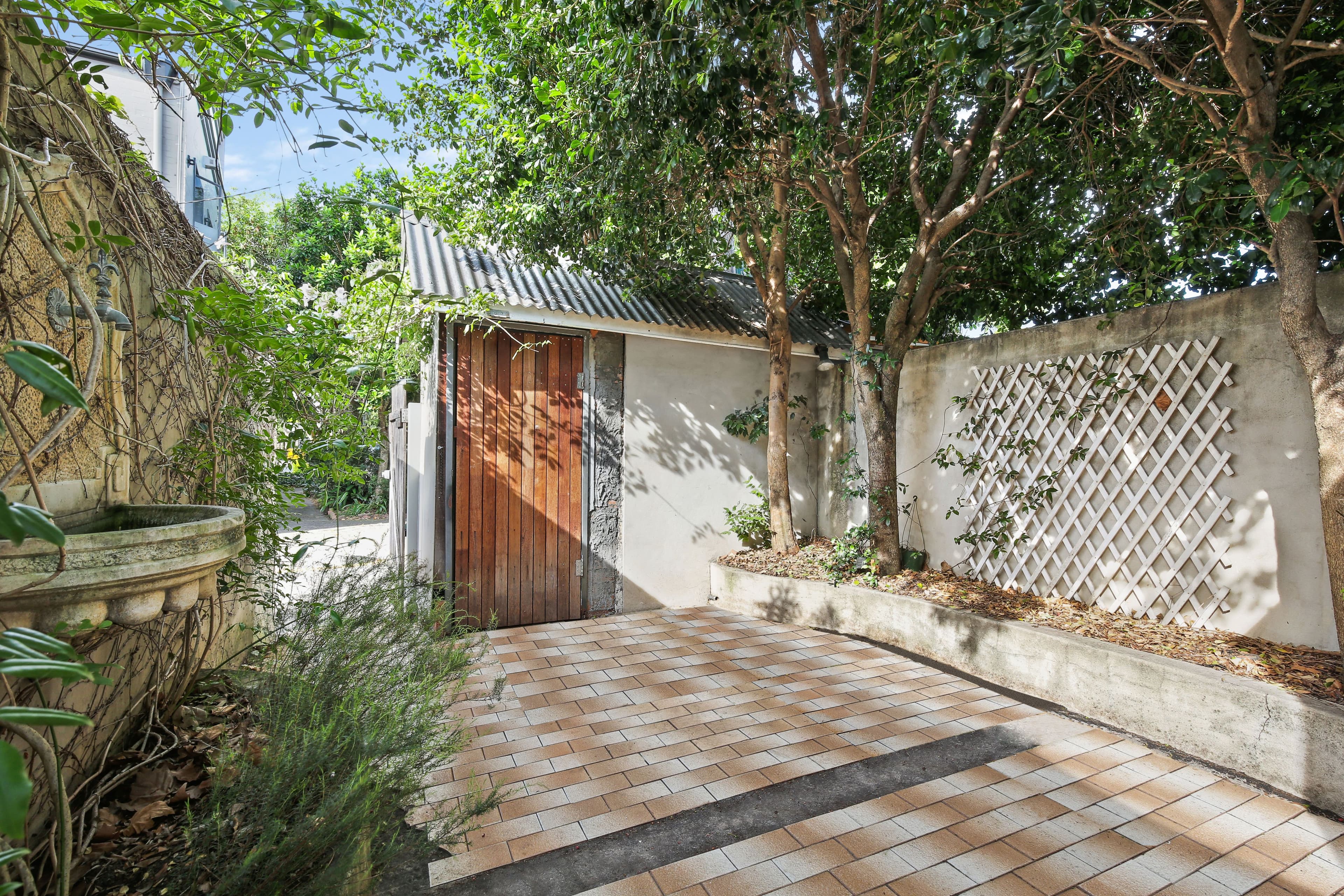 9 Copeland Street, Alexandria - Thumbnail 6