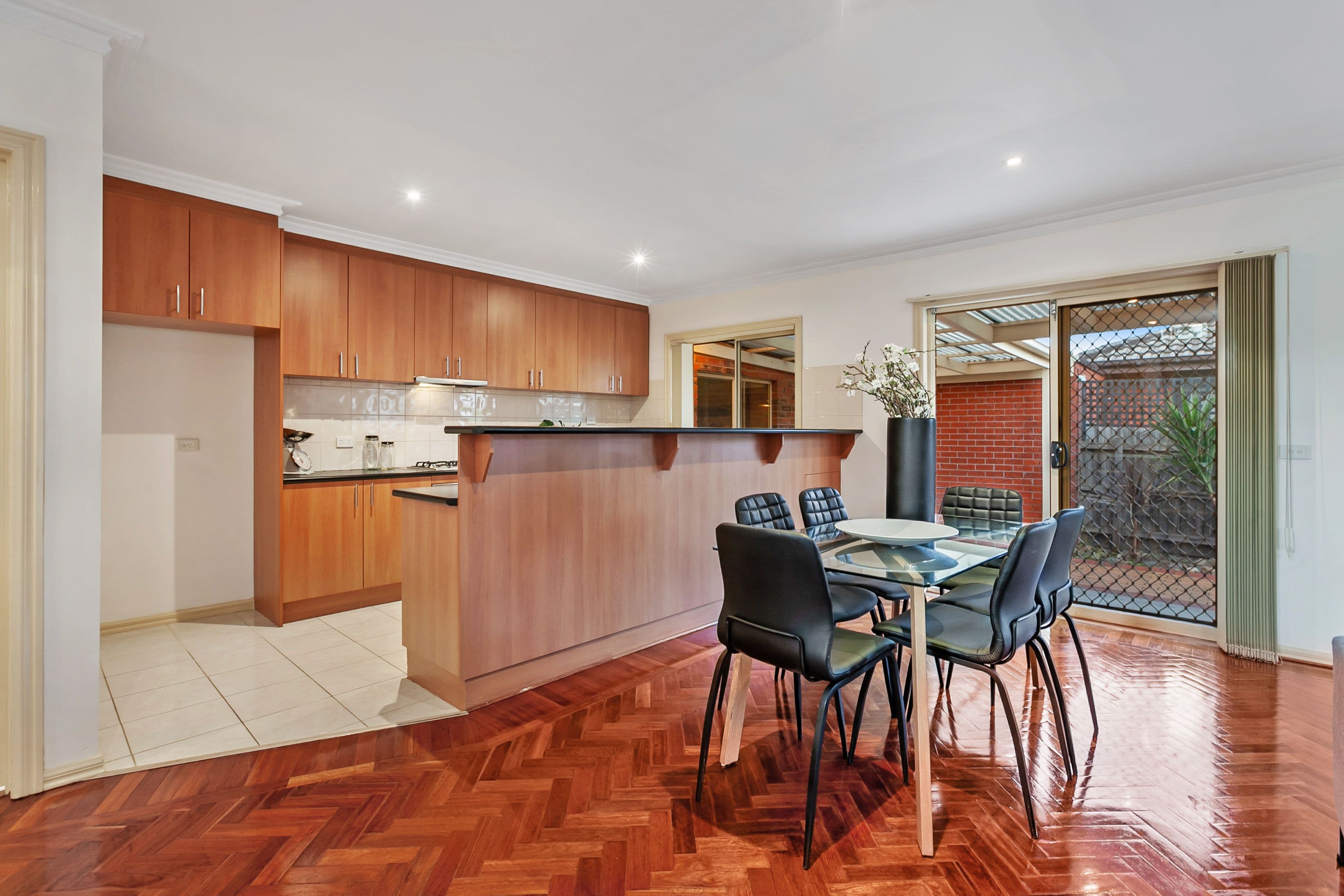 64 Barry Street, Reservoir VIC 3073, Reservoir - Thumbnail 5