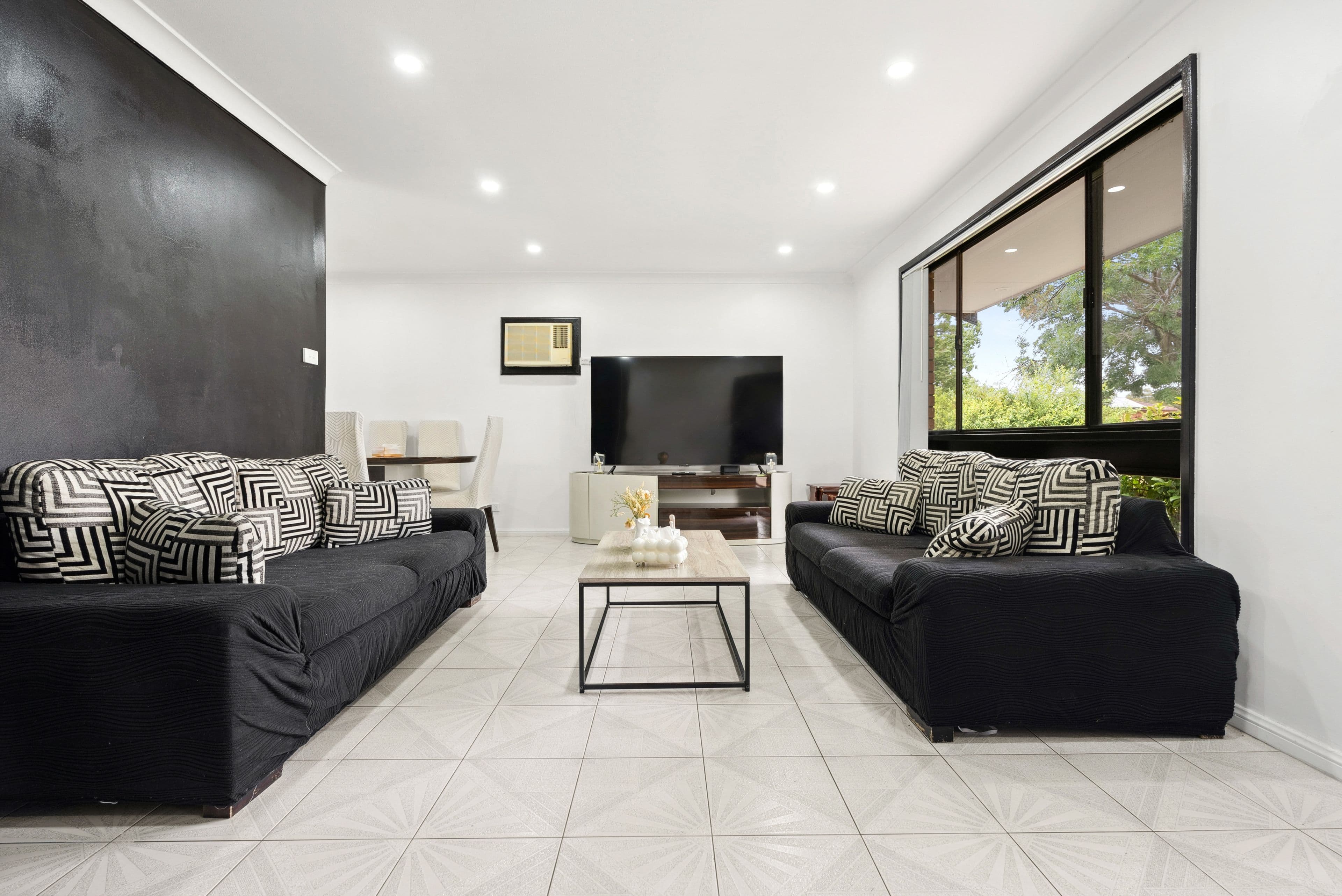 192 Mimosa Road, Bossley Park NSW 2176, Bossley Park - Thumbnail 3
