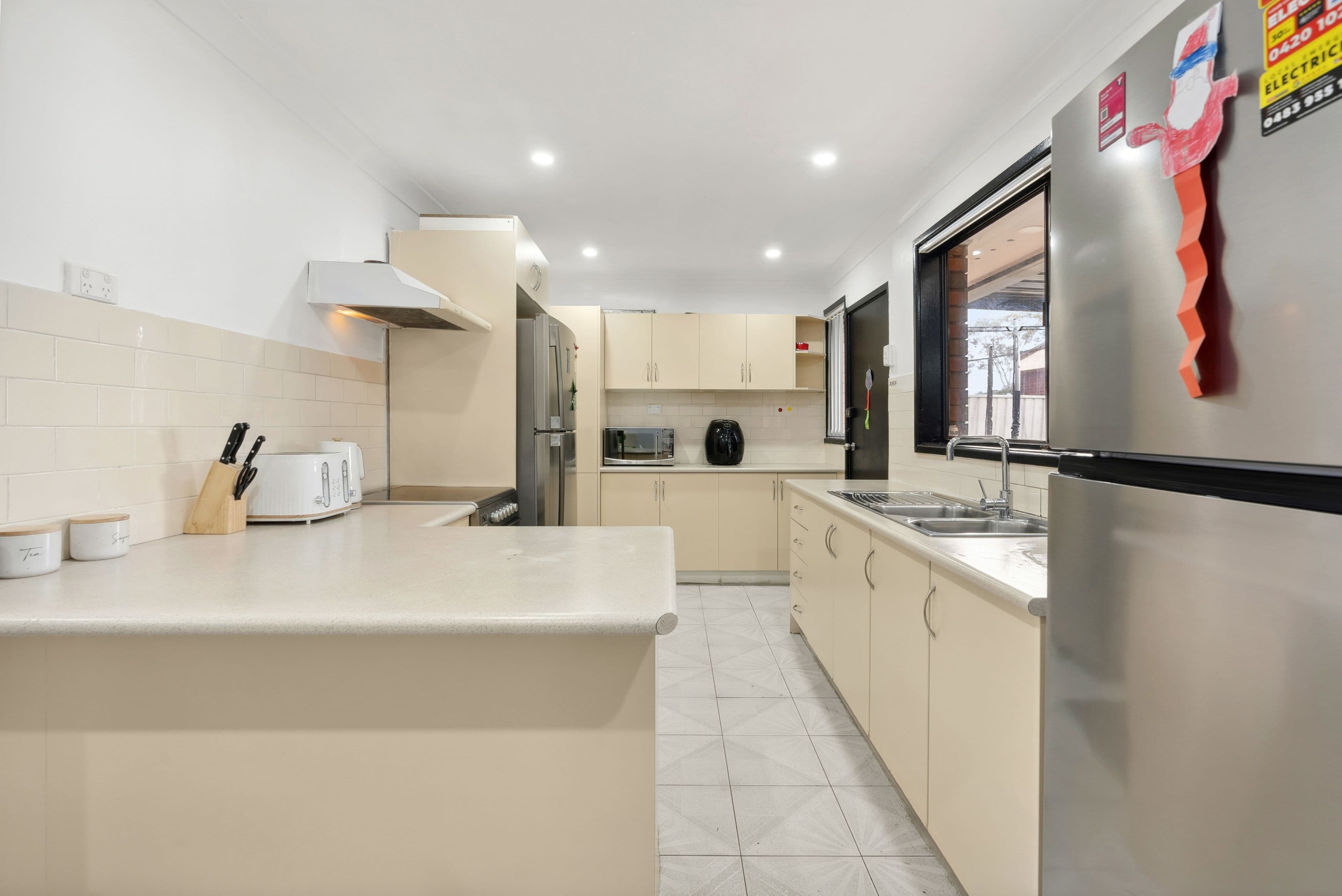 192 Mimosa Road, Bossley Park NSW 2176, Bossley Park - Thumbnail 4