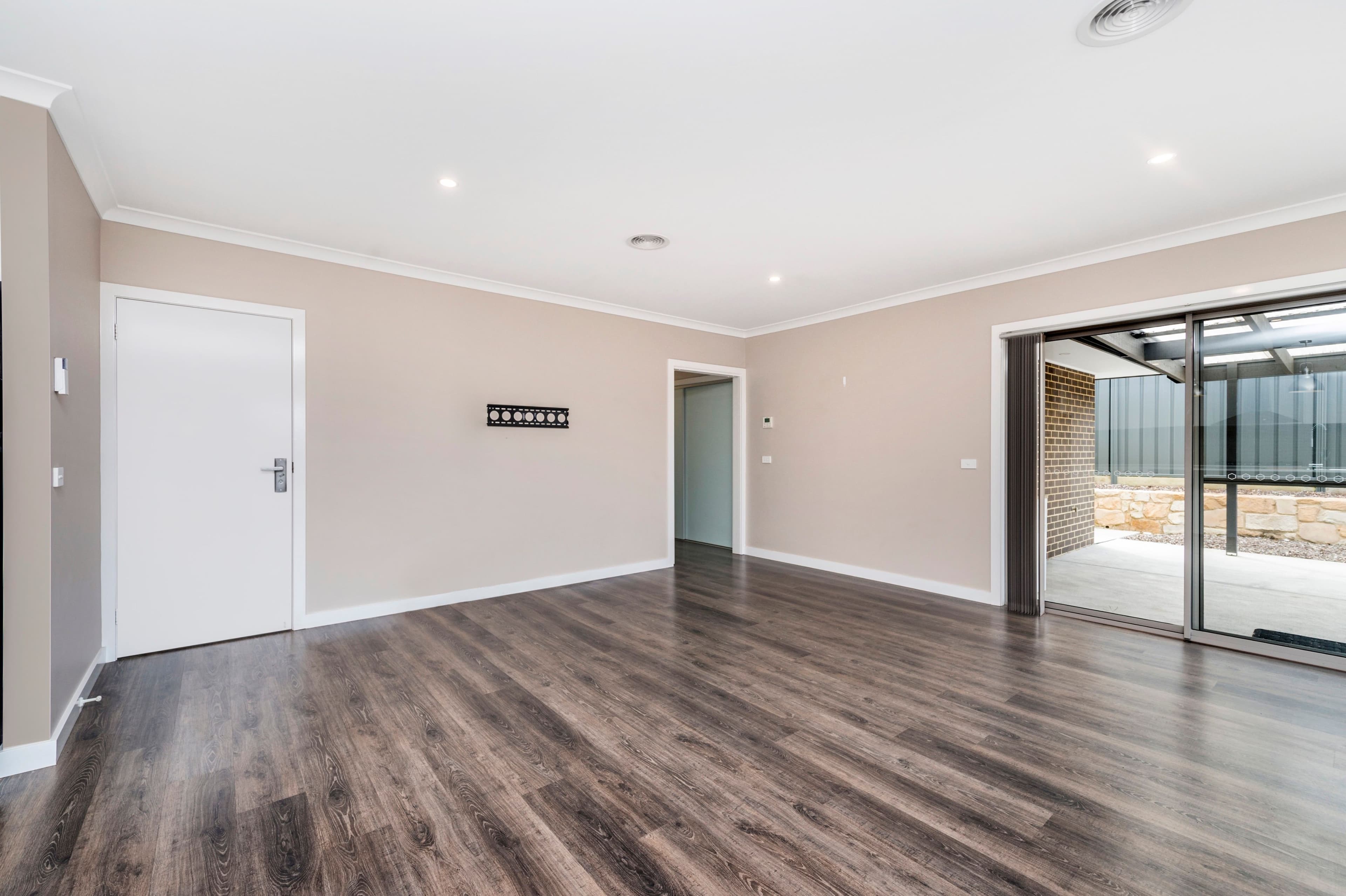 33 Baker Crescent, Googong - Thumbnail 5