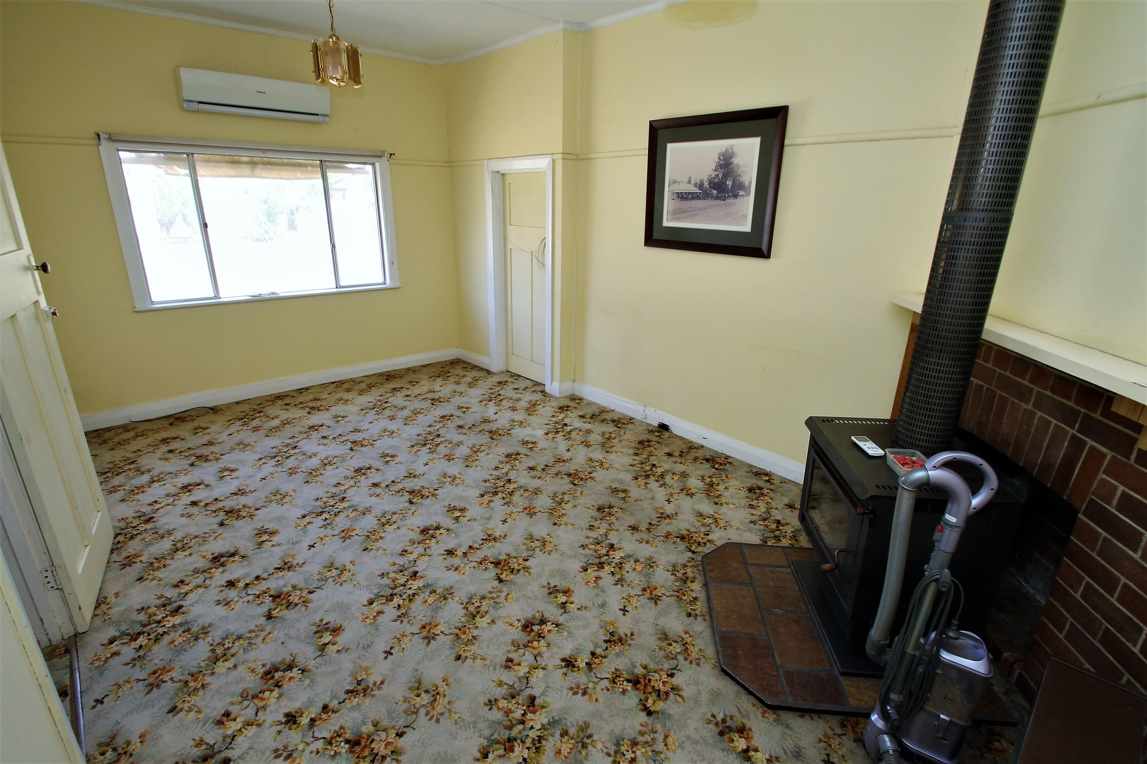 11 Arnold Avenue, Spring Ridge - Thumbnail 7