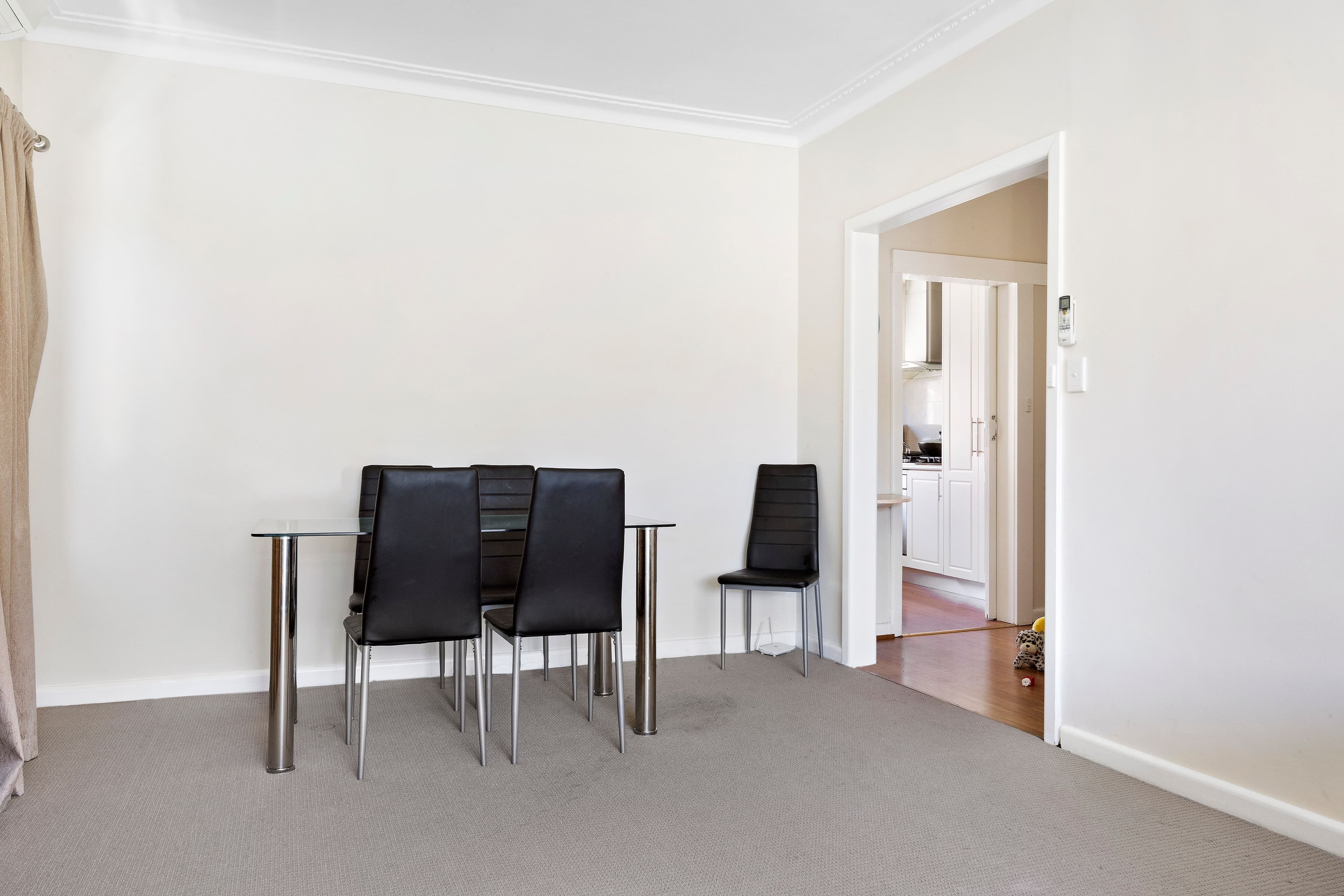 8 Black Street, Oakleigh East VIC 3166, Oakleigh East - Thumbnail 4