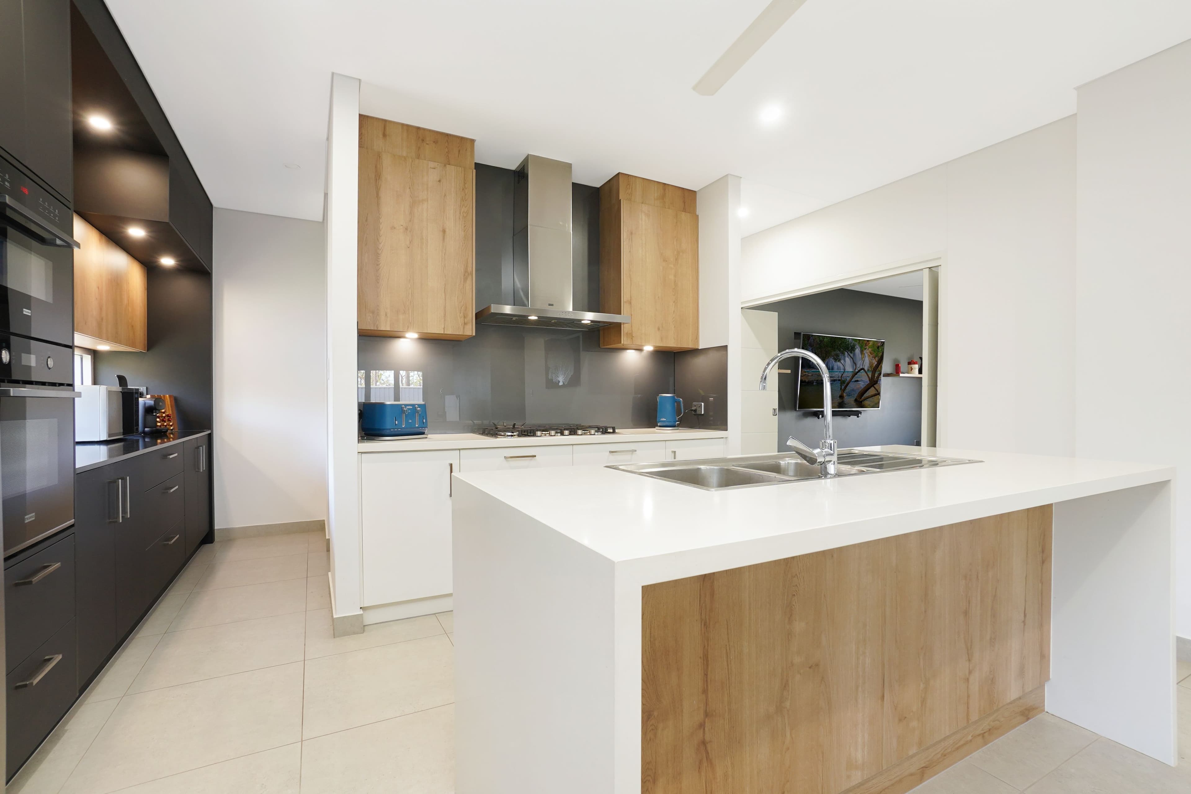 60 Bloodwood Street, Zuccoli NT 0832, Zuccoli - Thumbnail 2